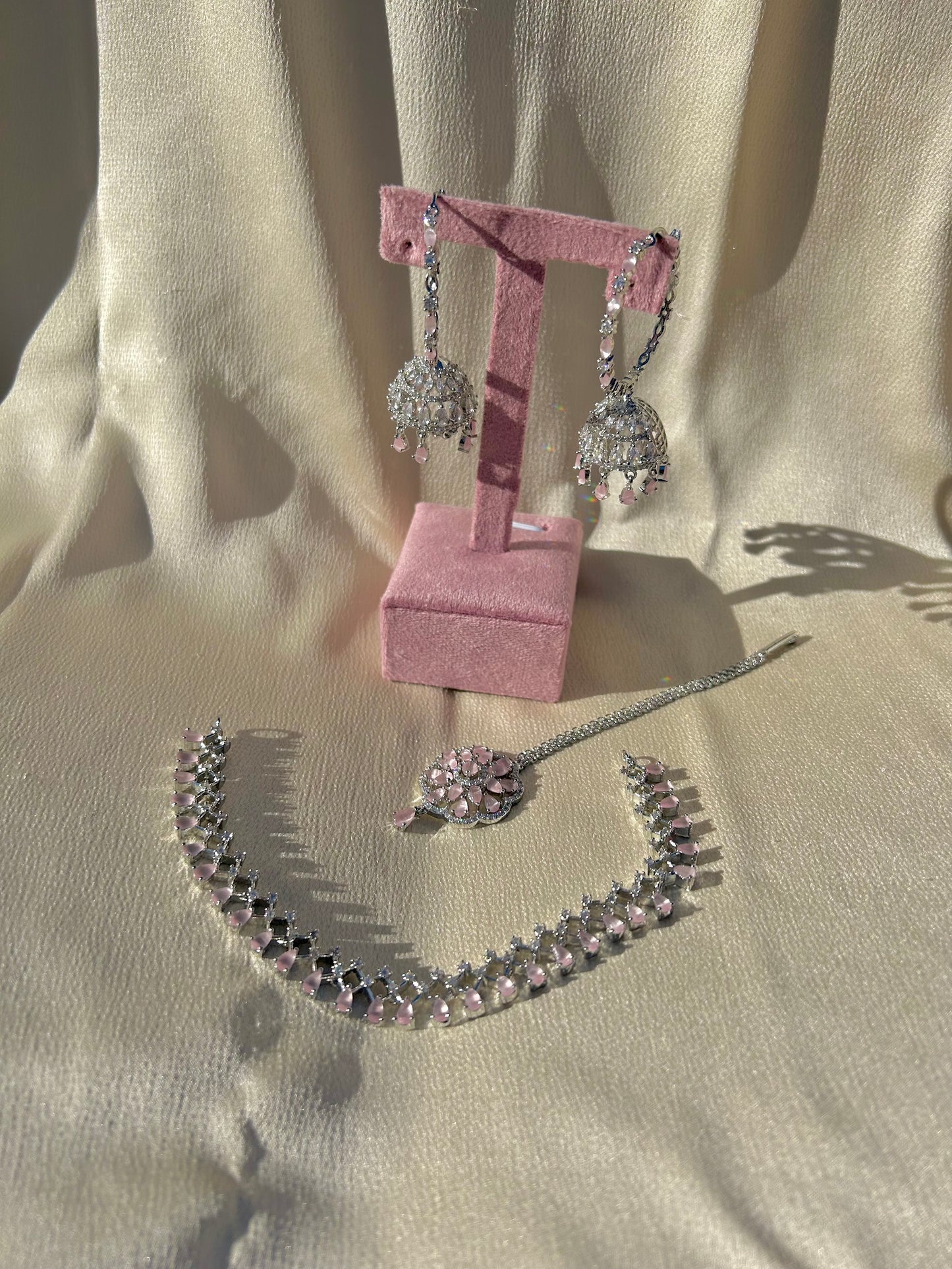 Nadia jewellery set~pink and silver