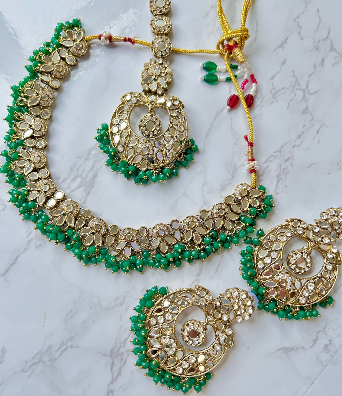 Sofia jewellery set ~ Dark green