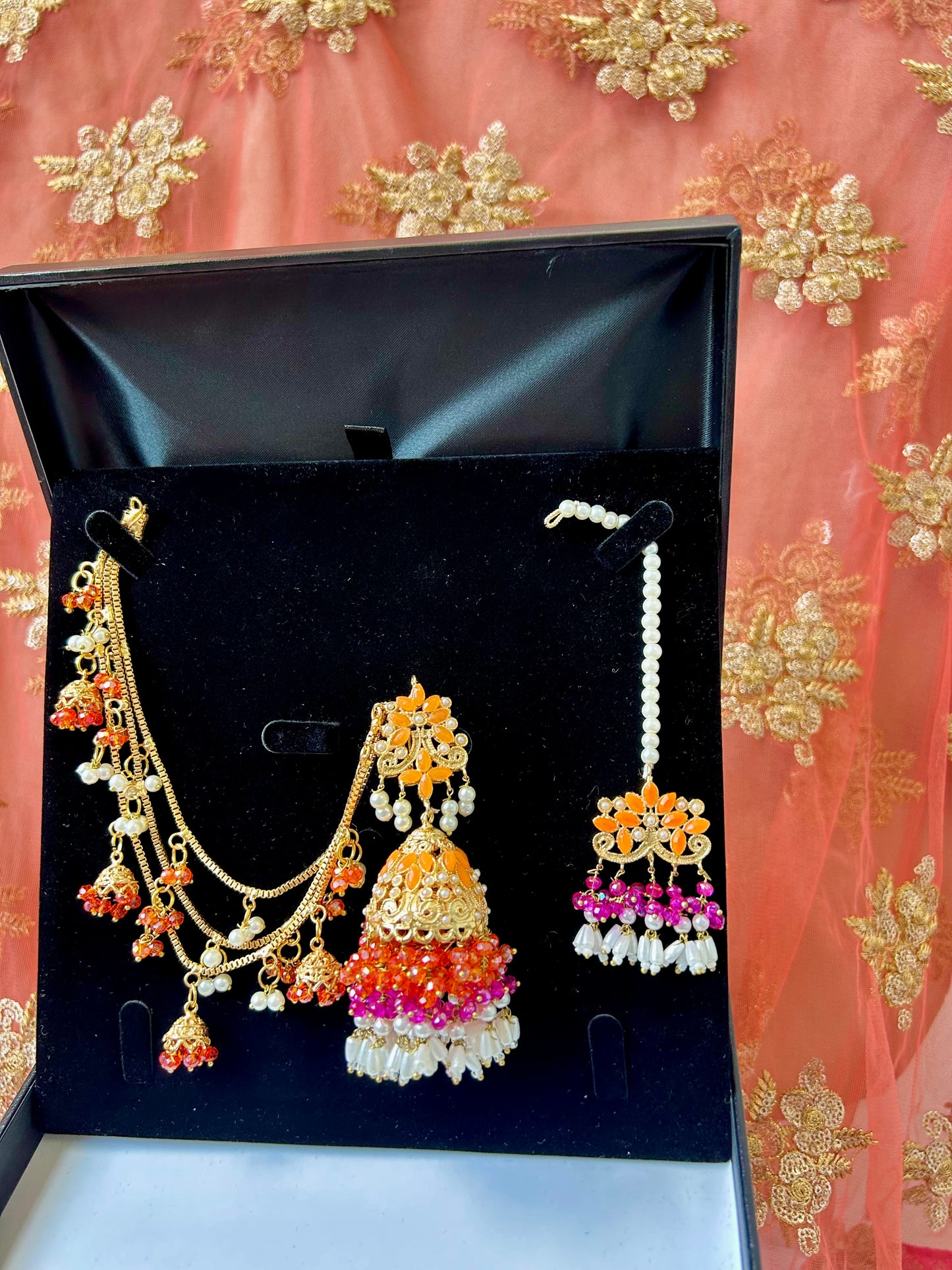 Qudsia earring & tikka set ~Pink & Orange