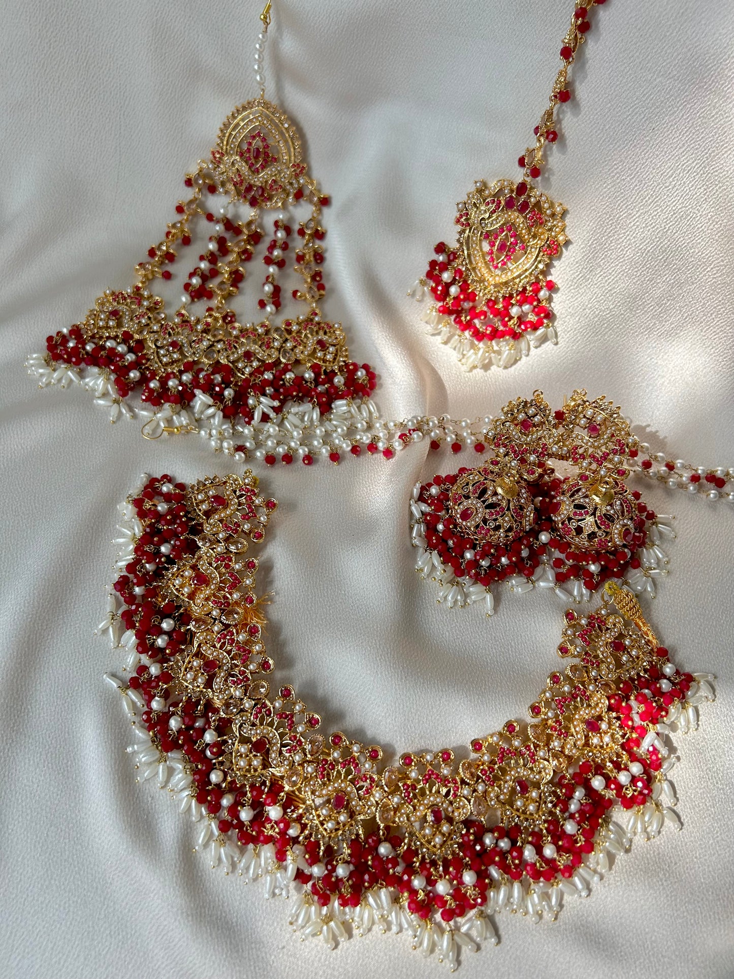 Zahra bridal set ~ Classic Red & Champagne