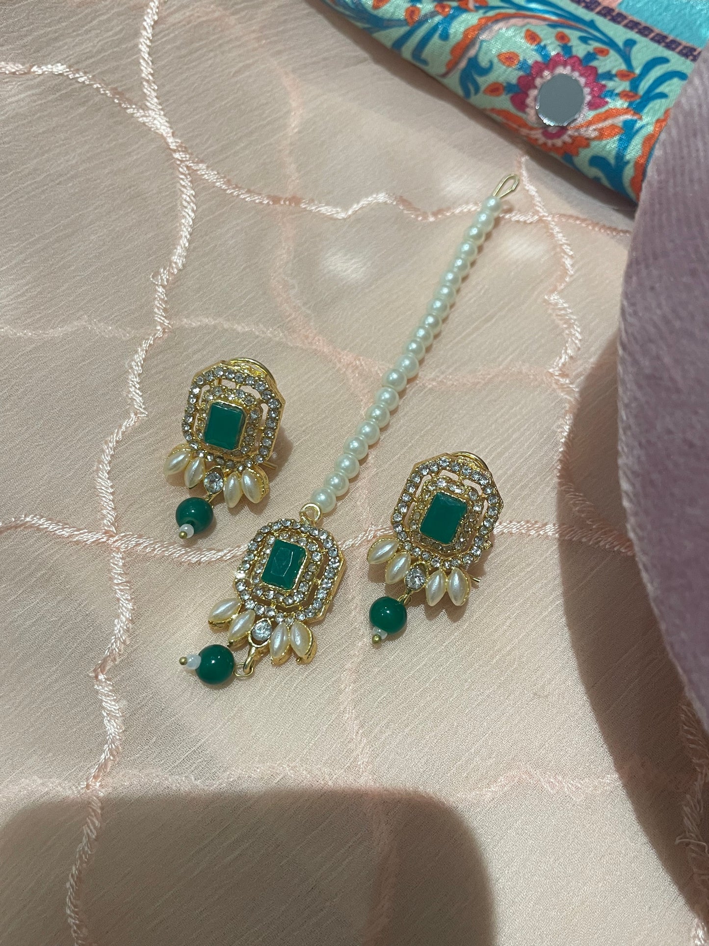 Nusrat jewellery set -Green