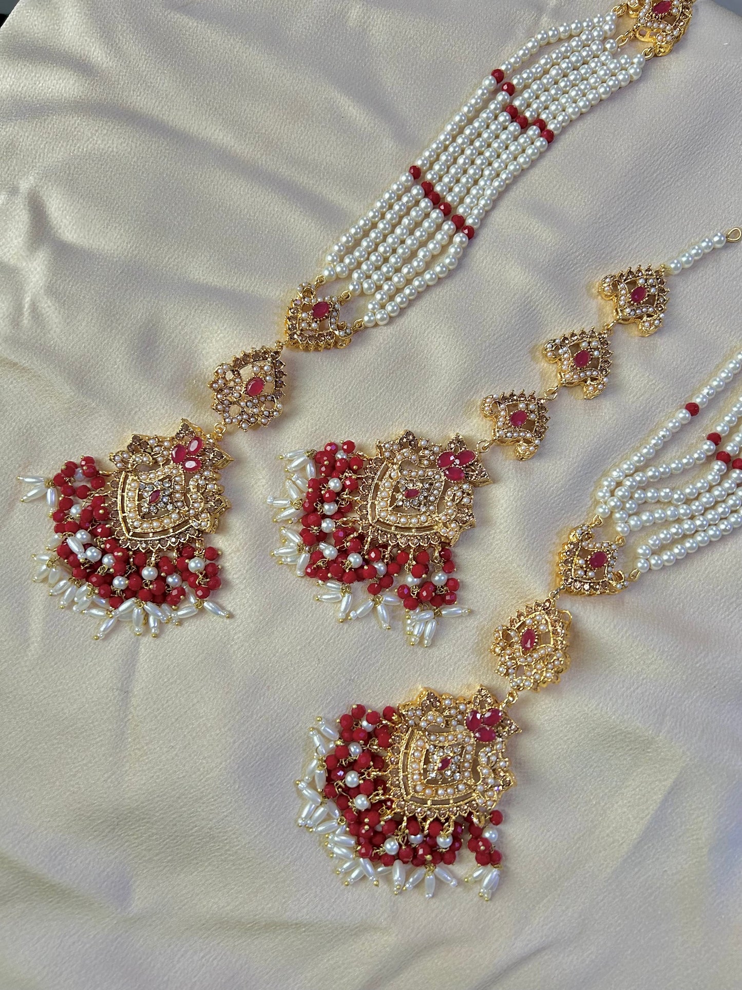 Heeriye earring & tikka set ~Red