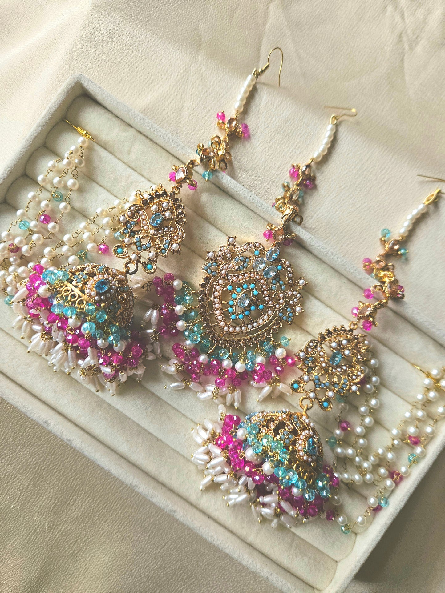 Hadia earring & tikka set ~ Fuschia & blue