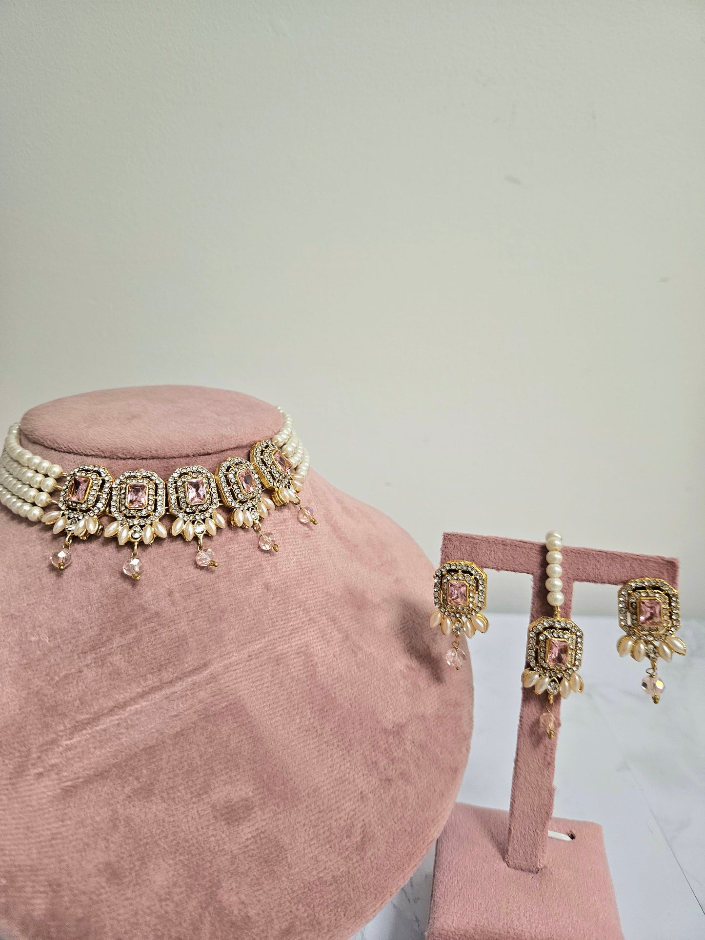 Nusrat jewellery set ~ diamante pink