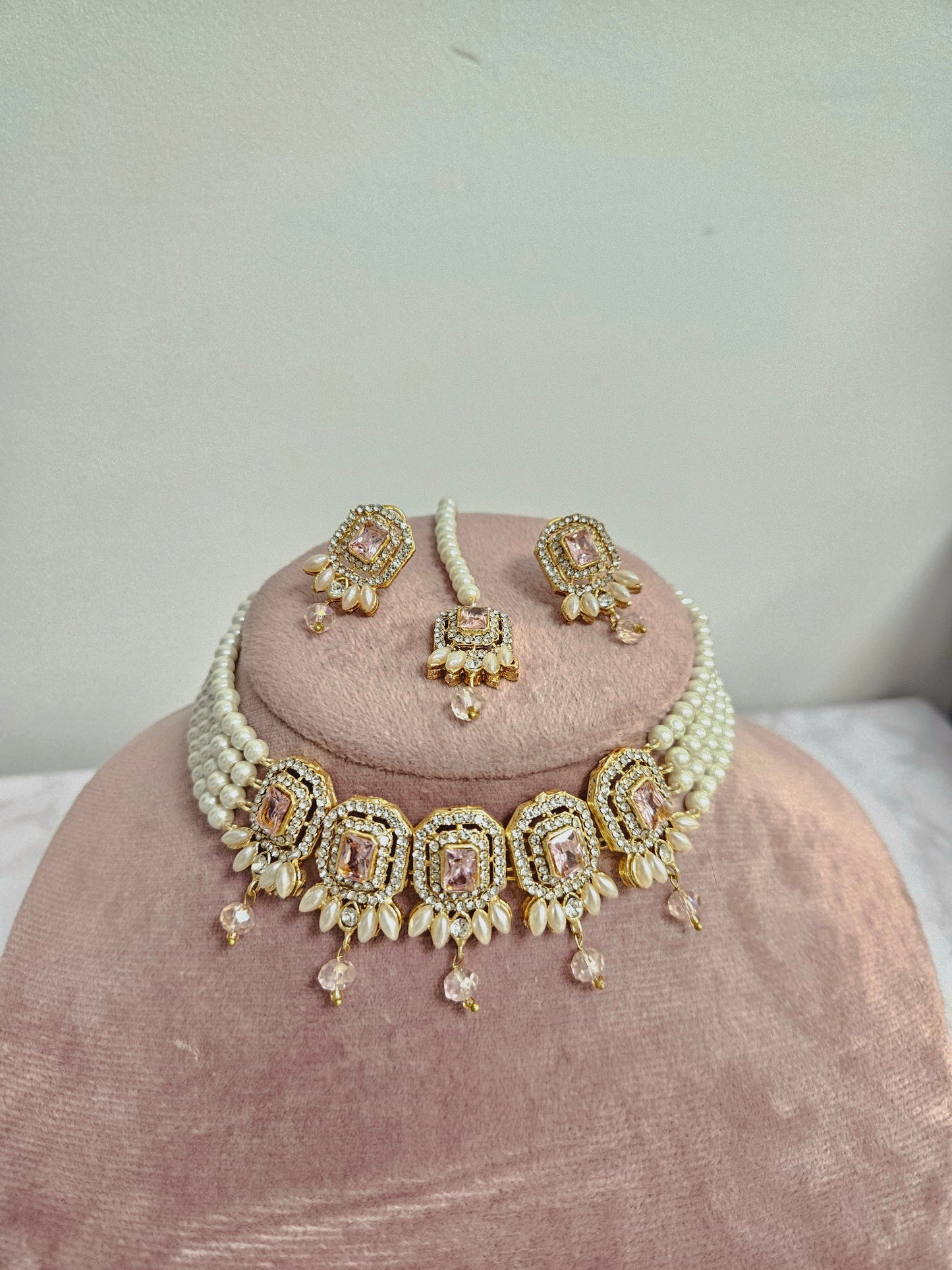 Nusrat jewellery set ~ diamante pink