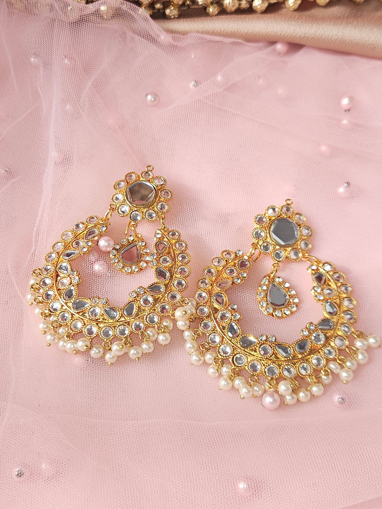 Eesha earrings GOLD