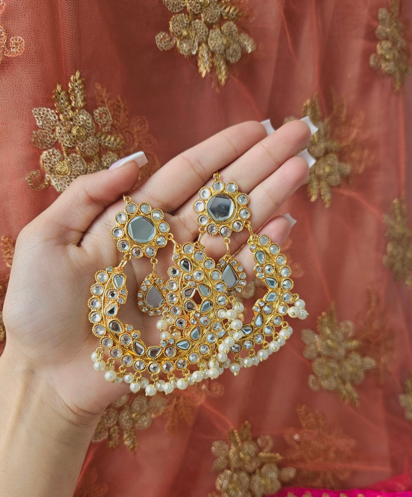 Eesha earrings GOLD