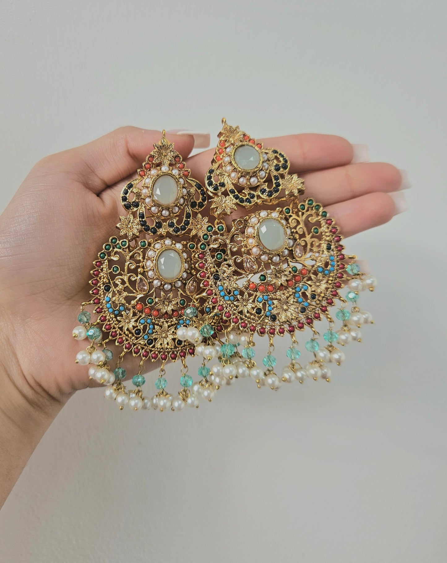 Shazia earrings - Mint