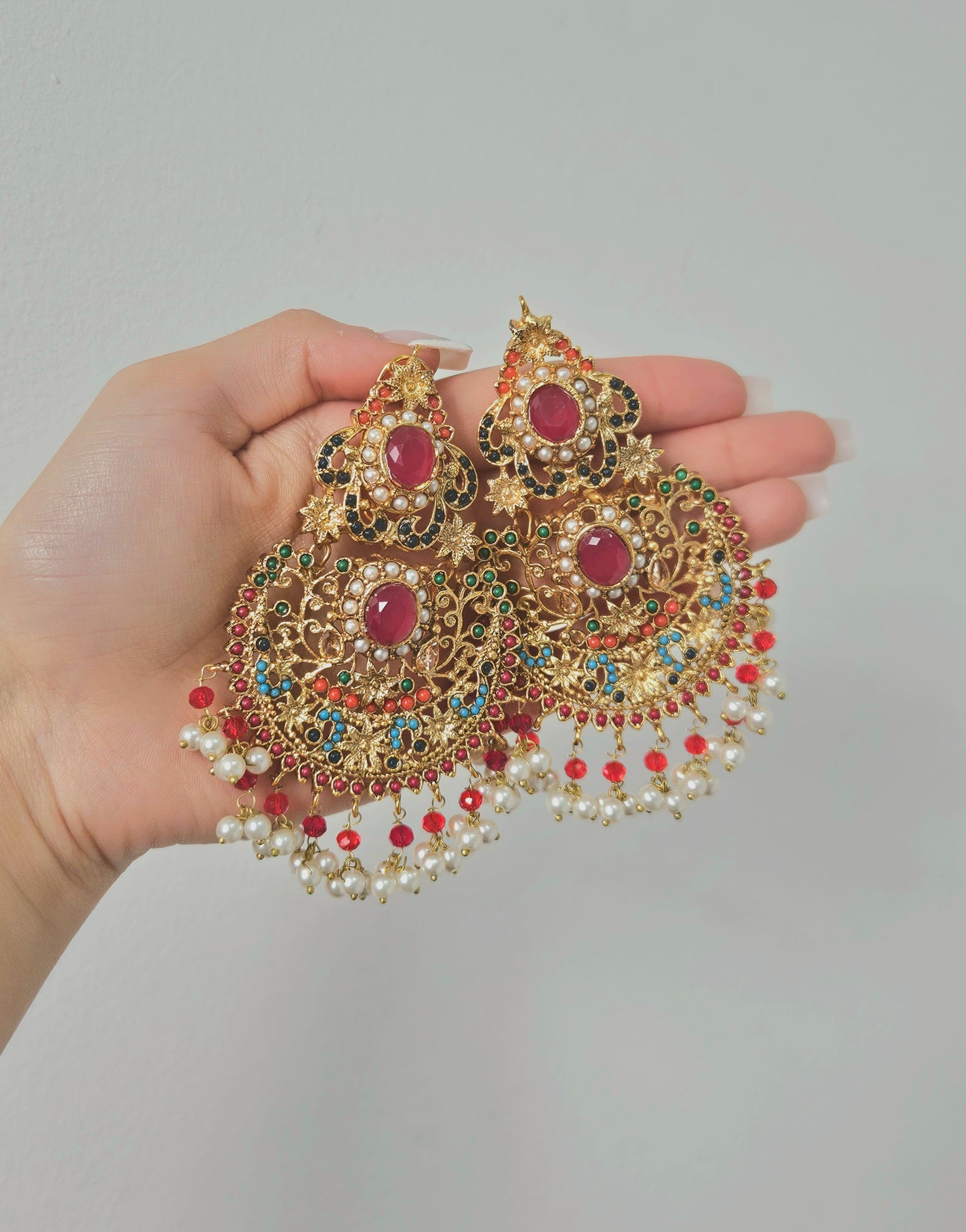 Shazia earrings - Red