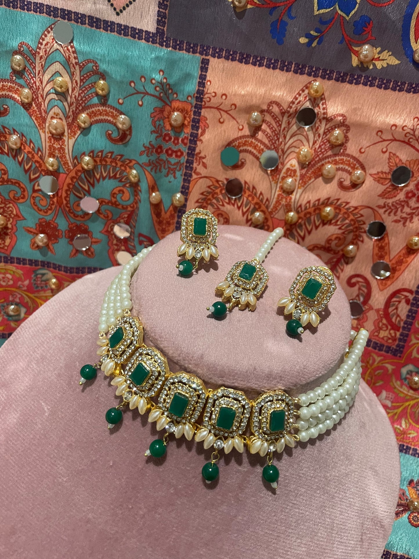 Nusrat jewellery set -Green