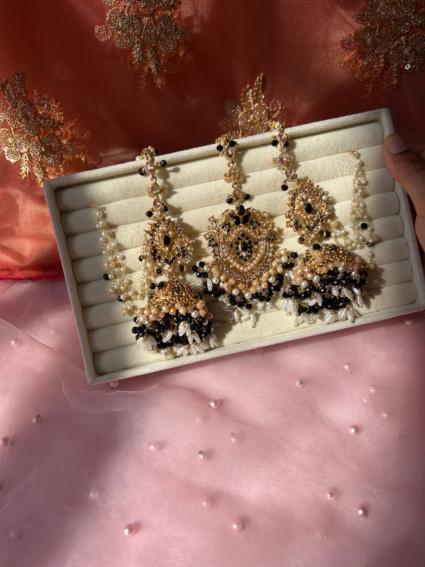 Hadia earring & tikka set ~ Black & Gold