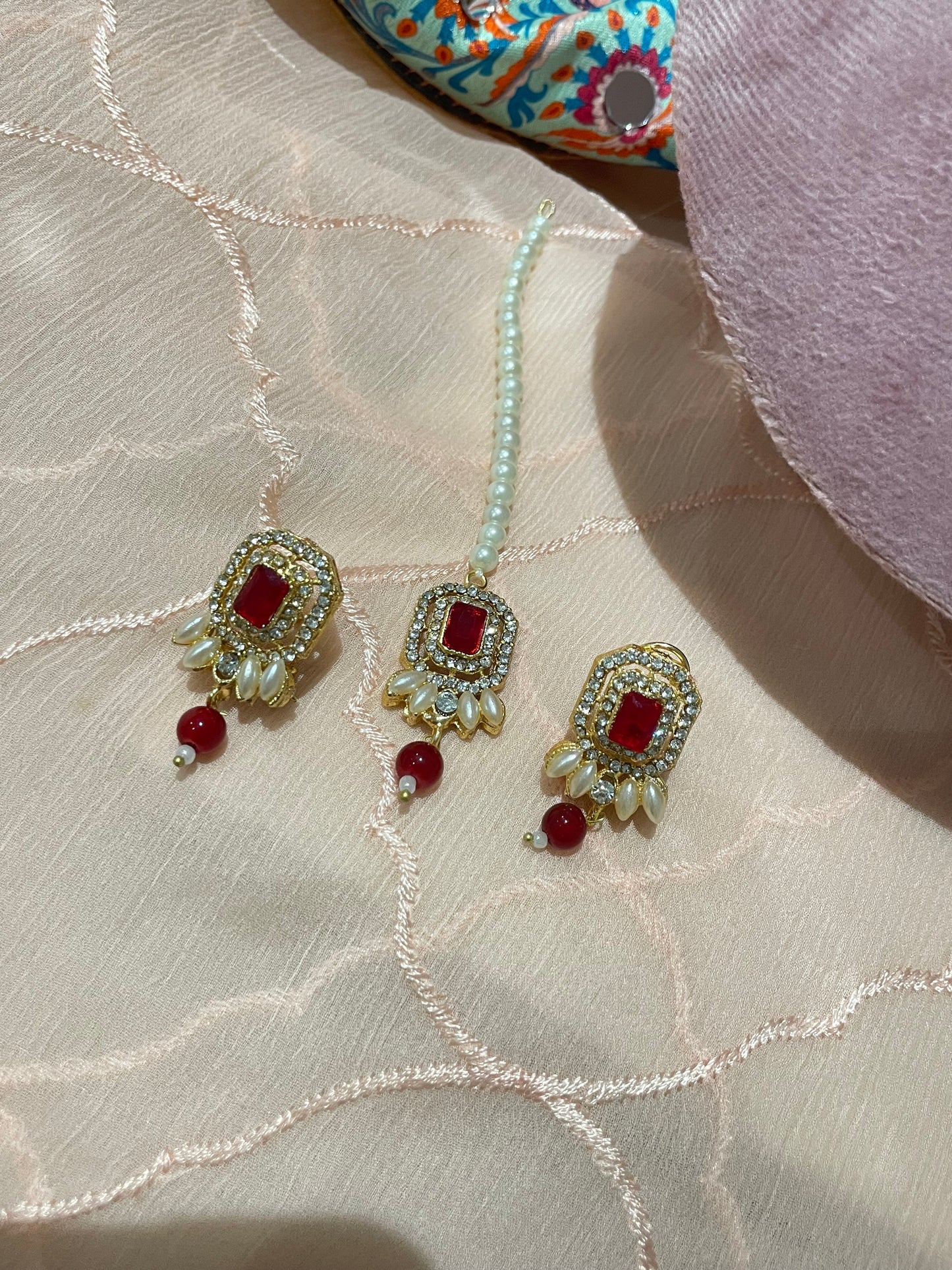 Nusrat jewellery set -Red