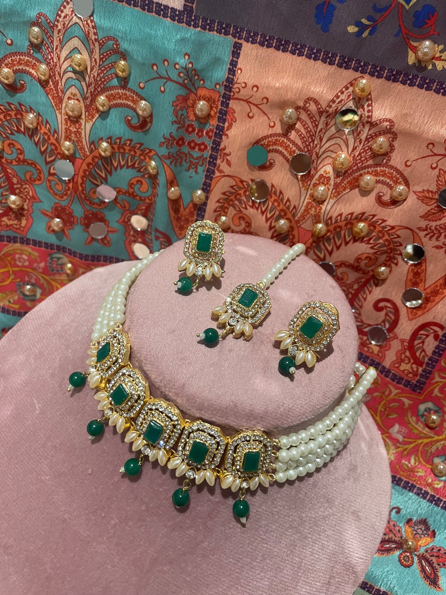 Nusrat jewellery set -Green