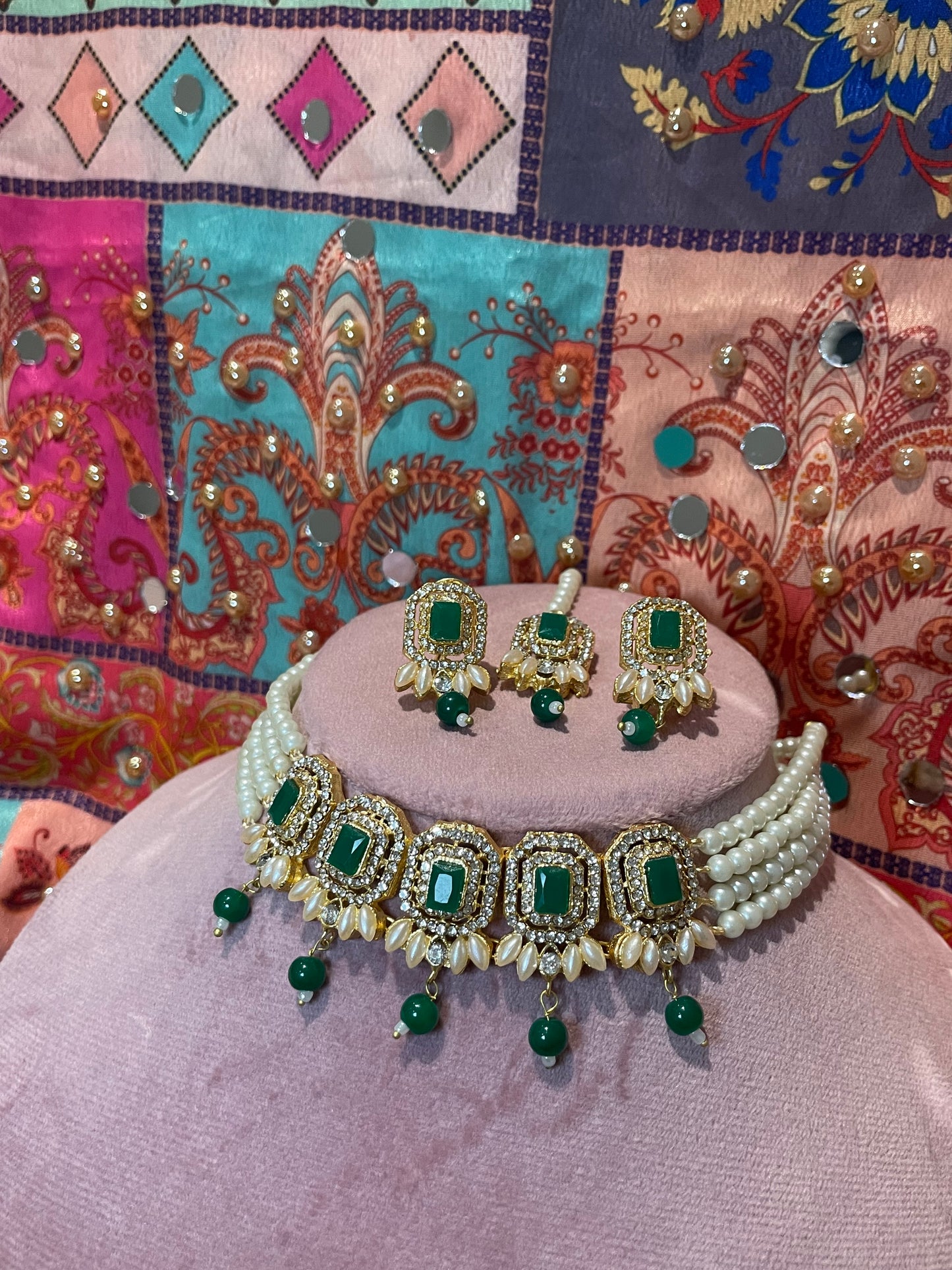 Nusrat jewellery set -Green