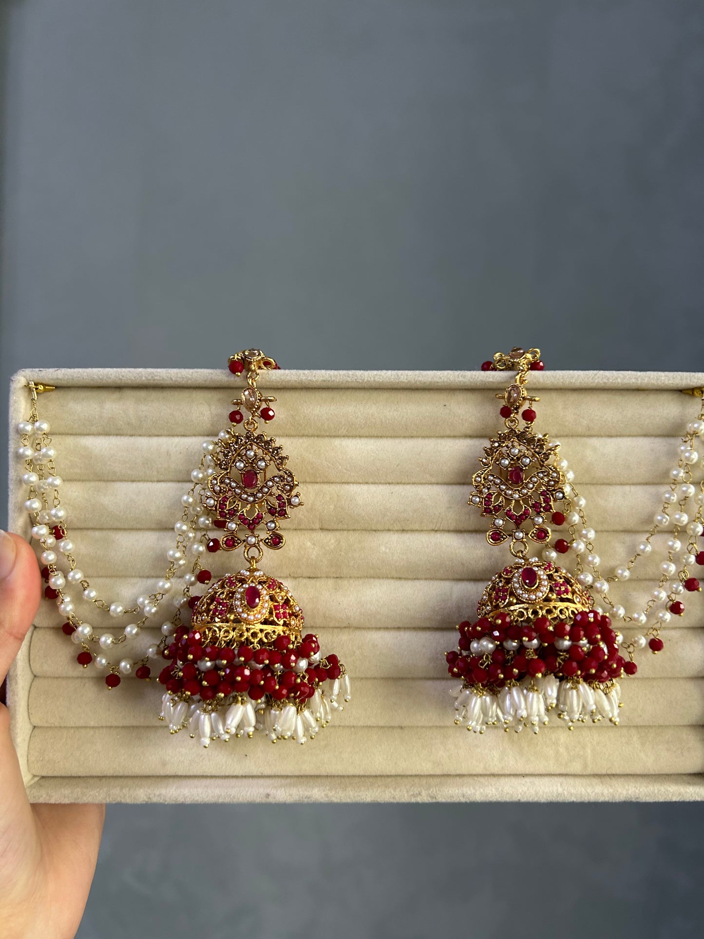 Hadia earring & tikka set ~ Red