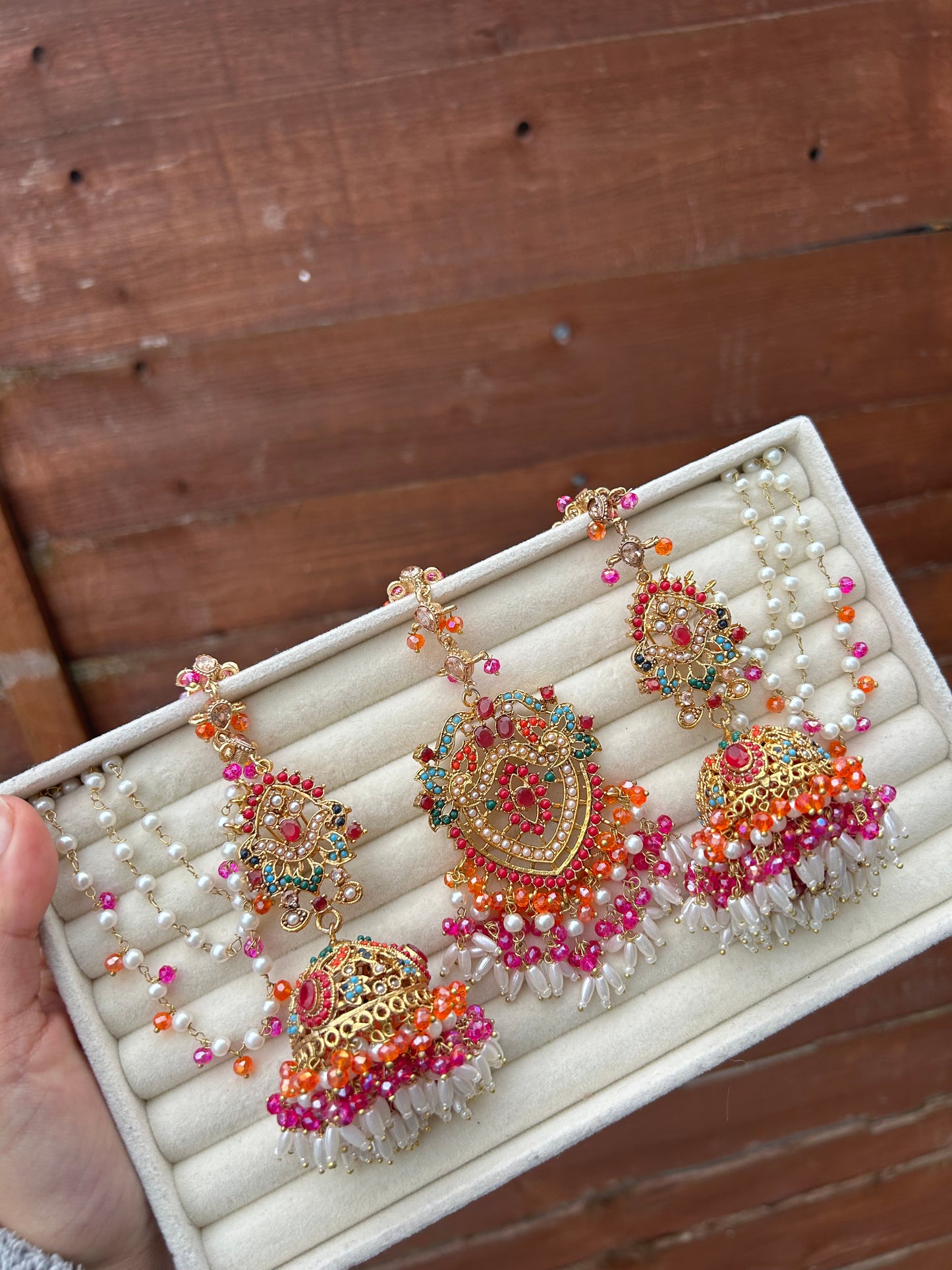 Hadia earring & tikka set ~Fuschia & Orange