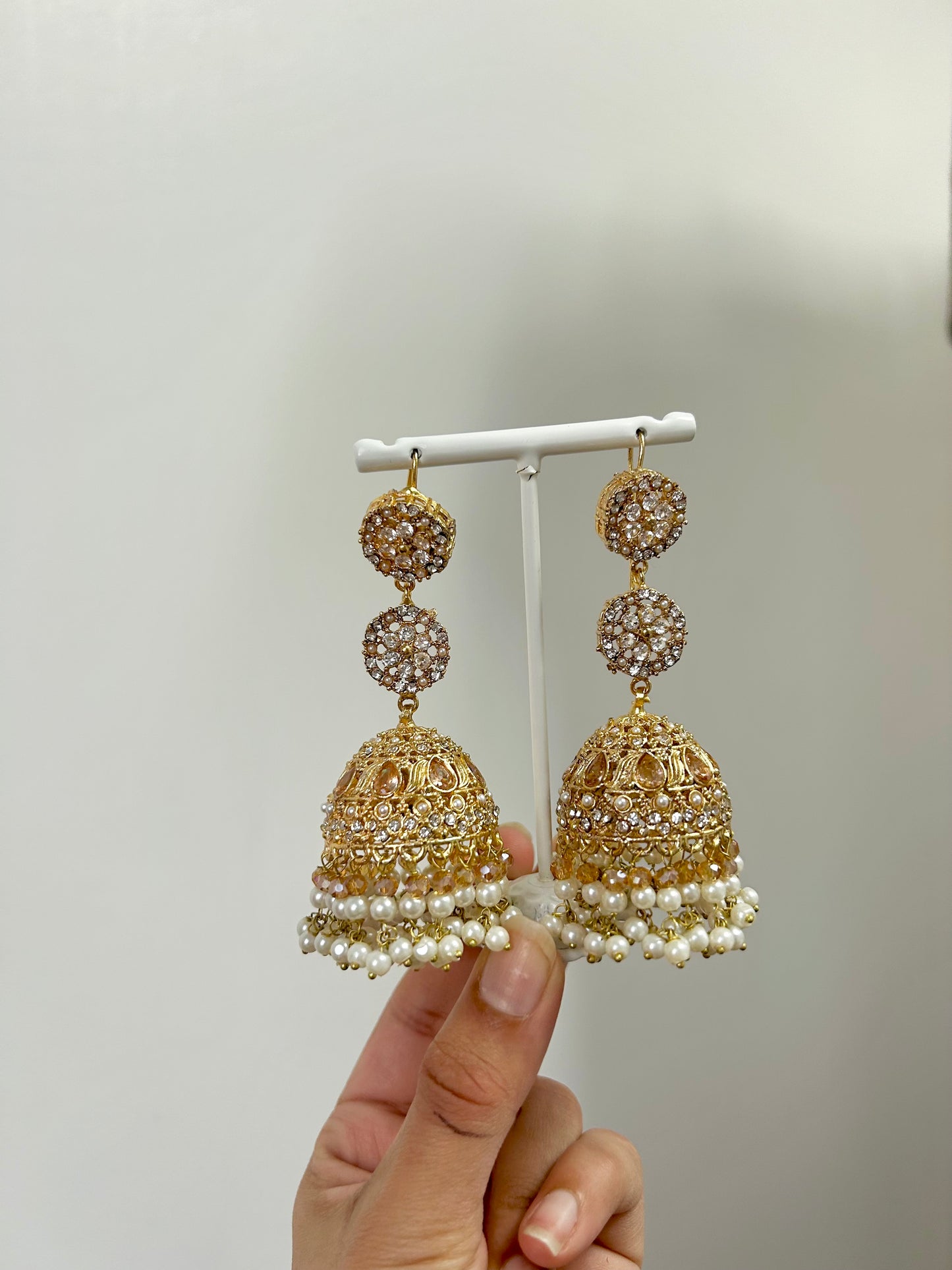 Nafeesa earrings ~ Champagne