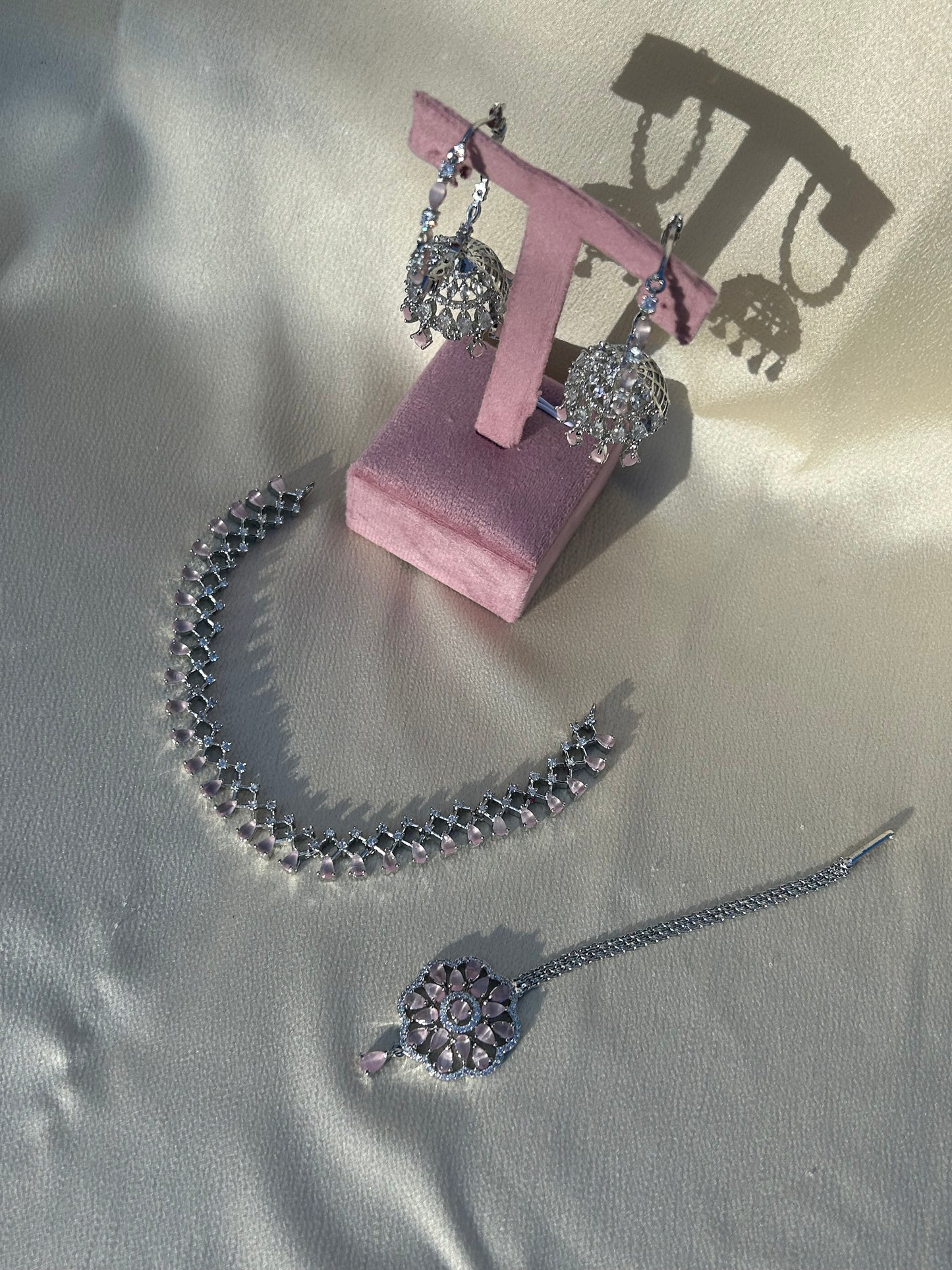 Nadia jewellery set~pink and silver