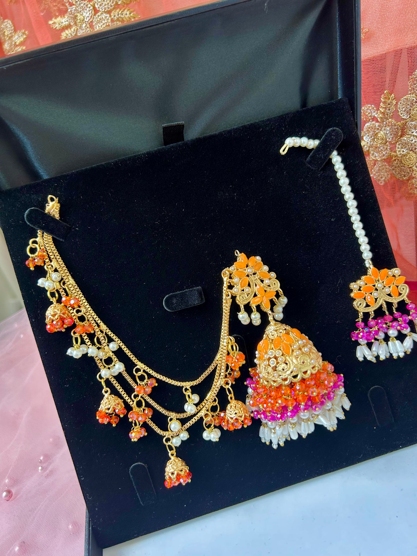 Qudsia earring & tikka set ~Pink & Orange