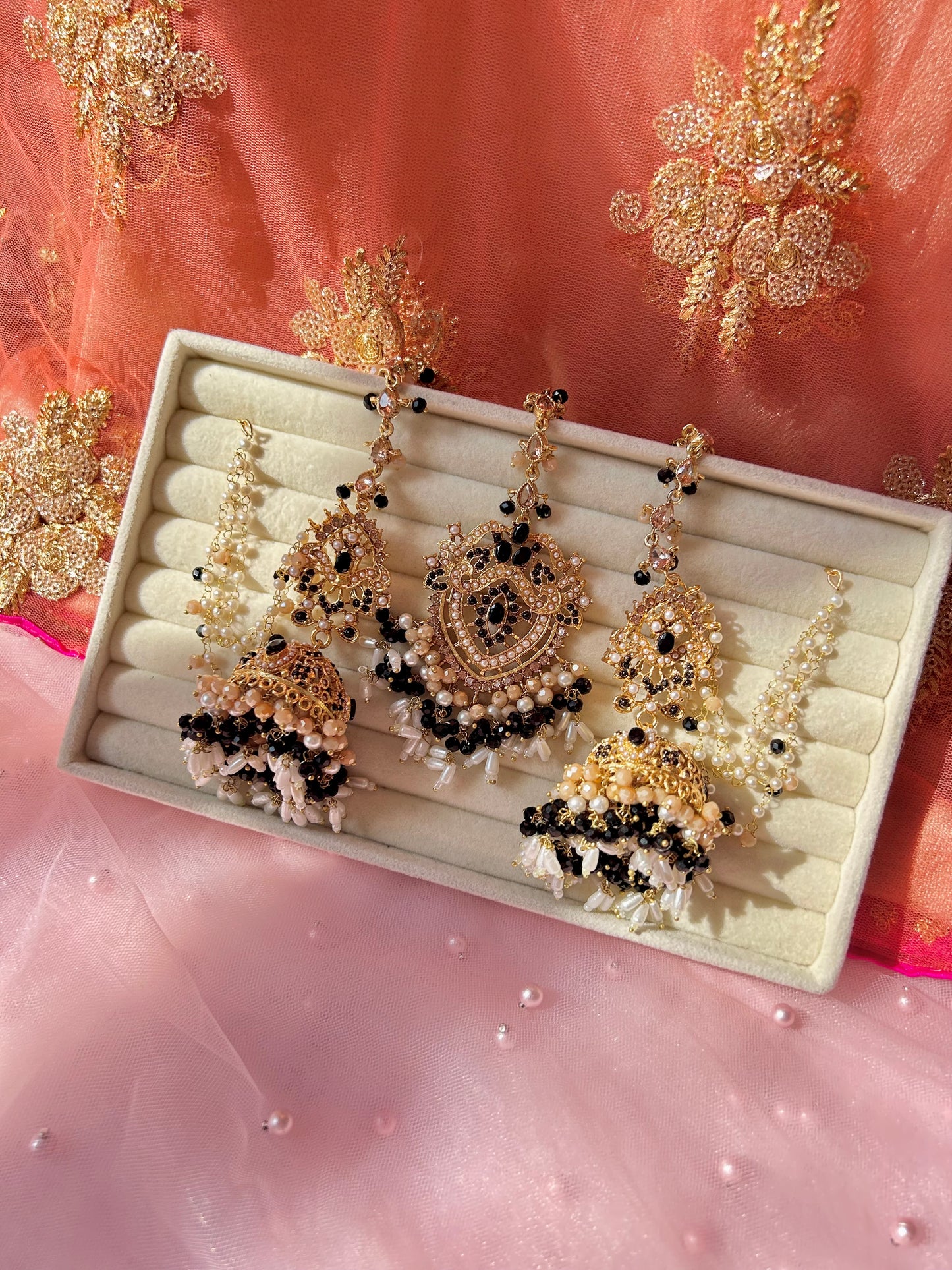 Hadia earring & tikka set ~ Black & Gold