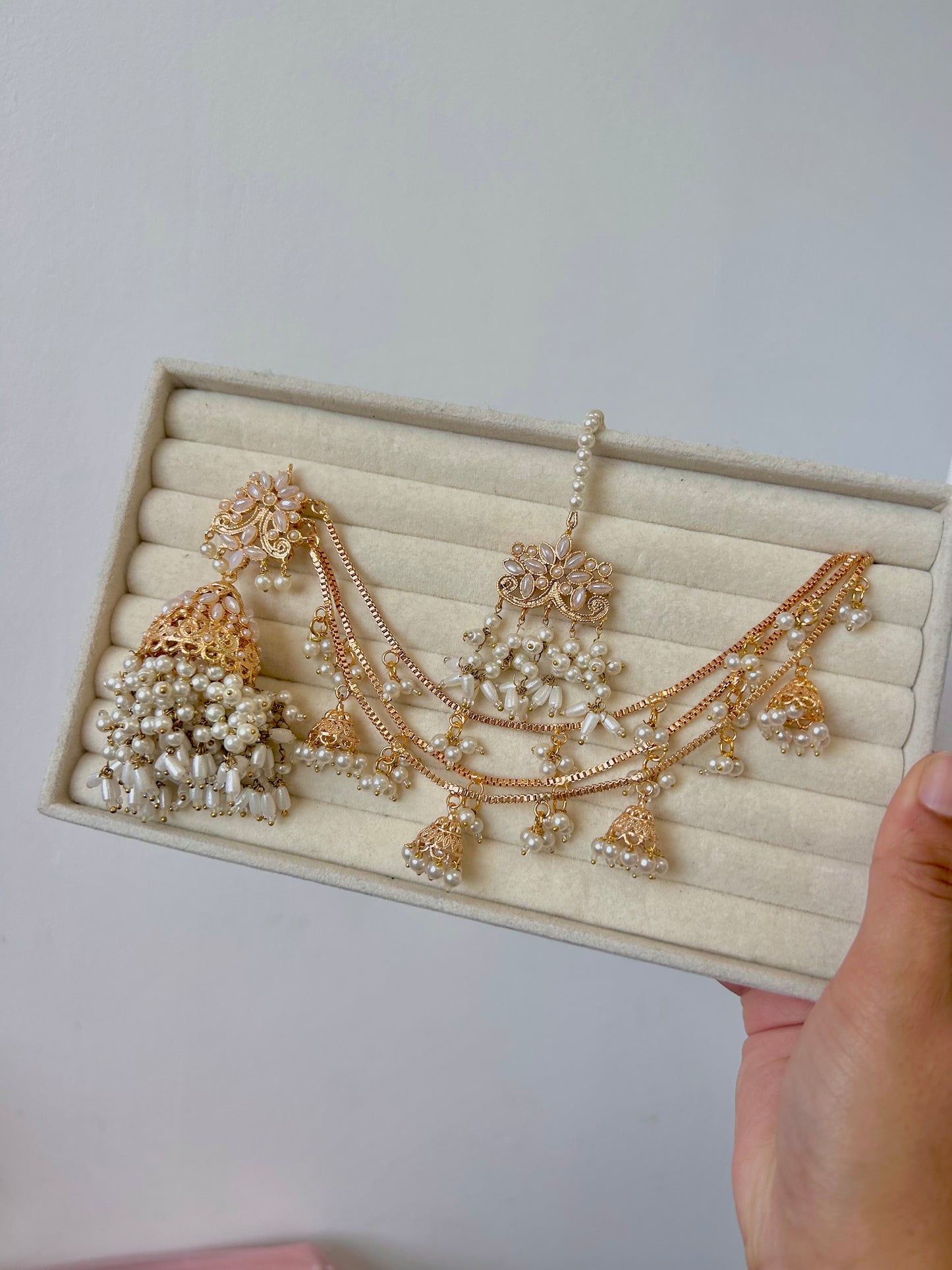 Qudsia earring & tikka set ~Pearl&champagne