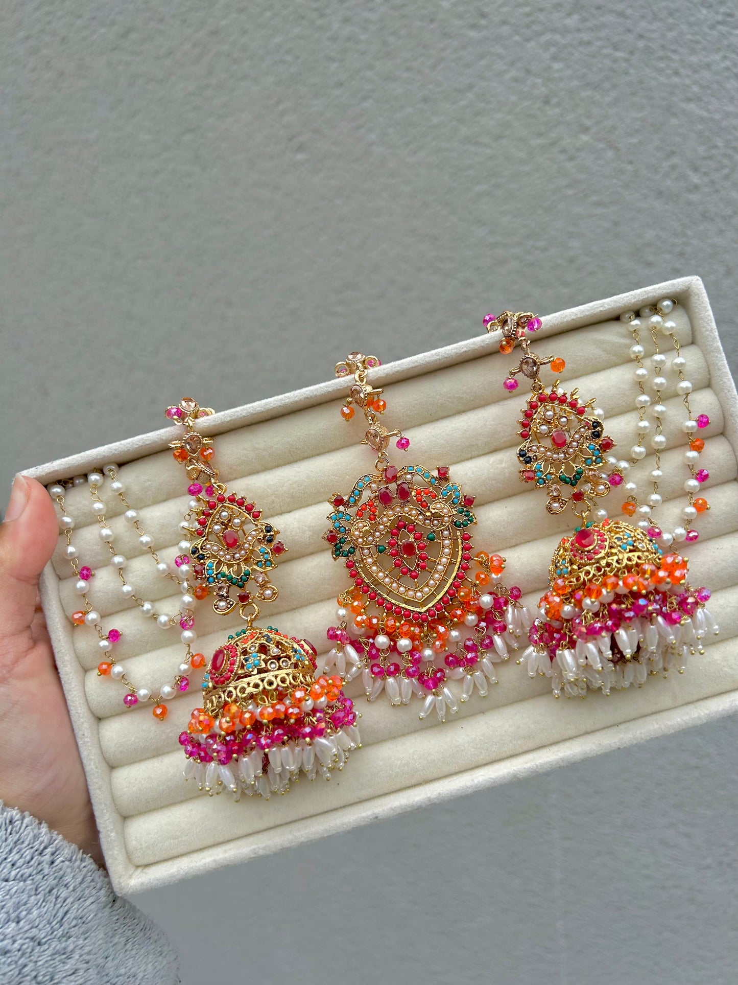 Hadia earring & tikka set ~Fuschia & Orange