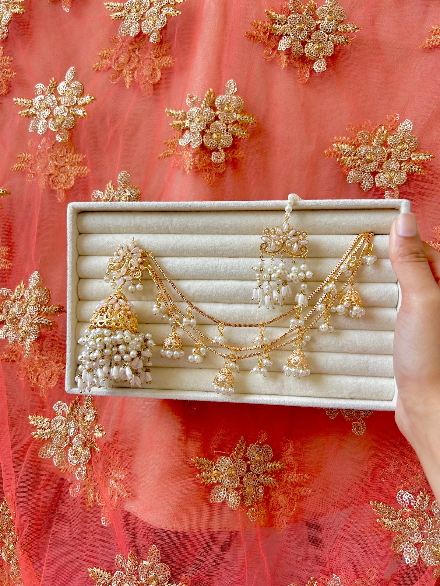 Qudsia earring & tikka set ~Pearl&champagne