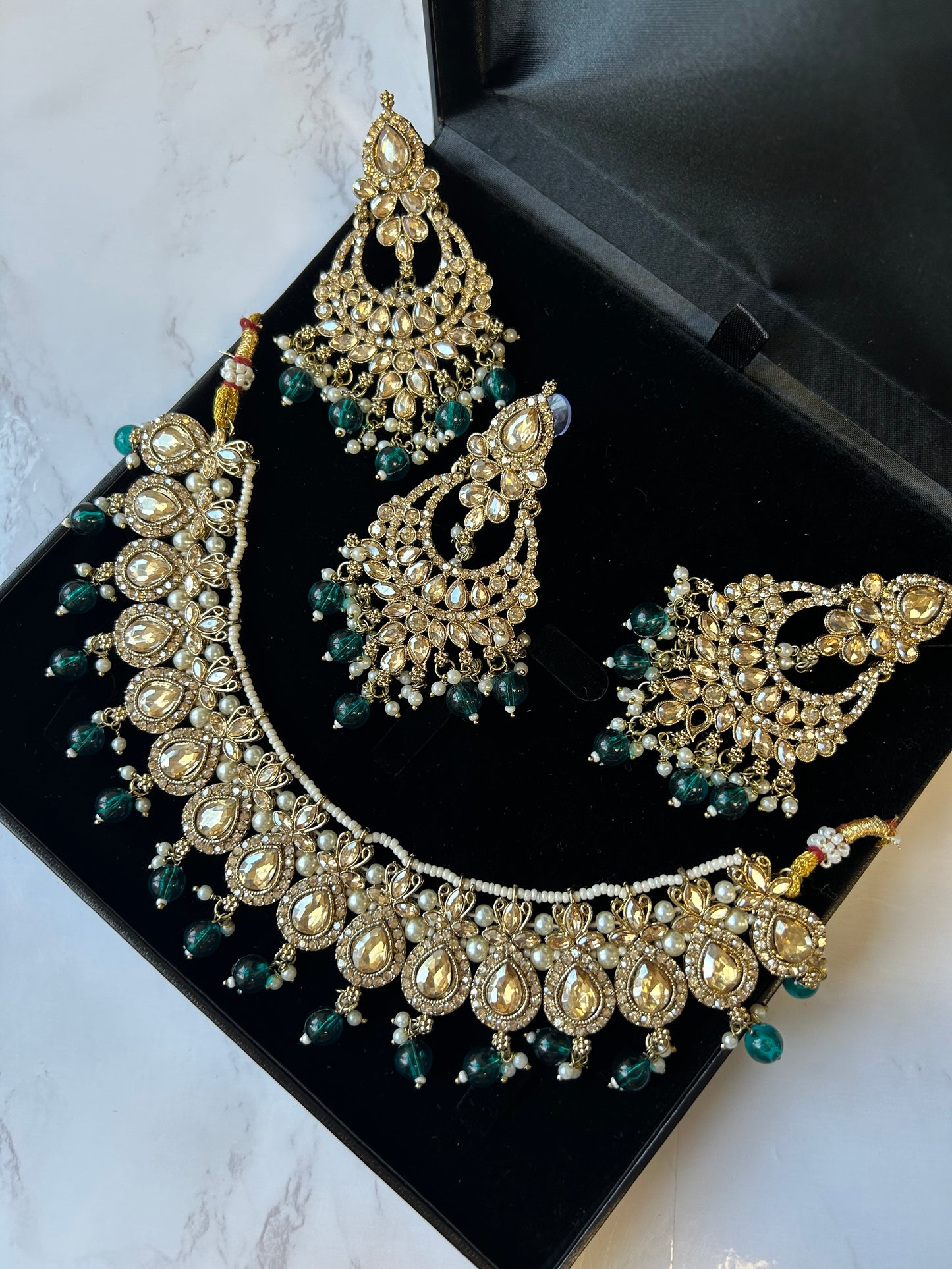 Farah jewellery set~ Dark green