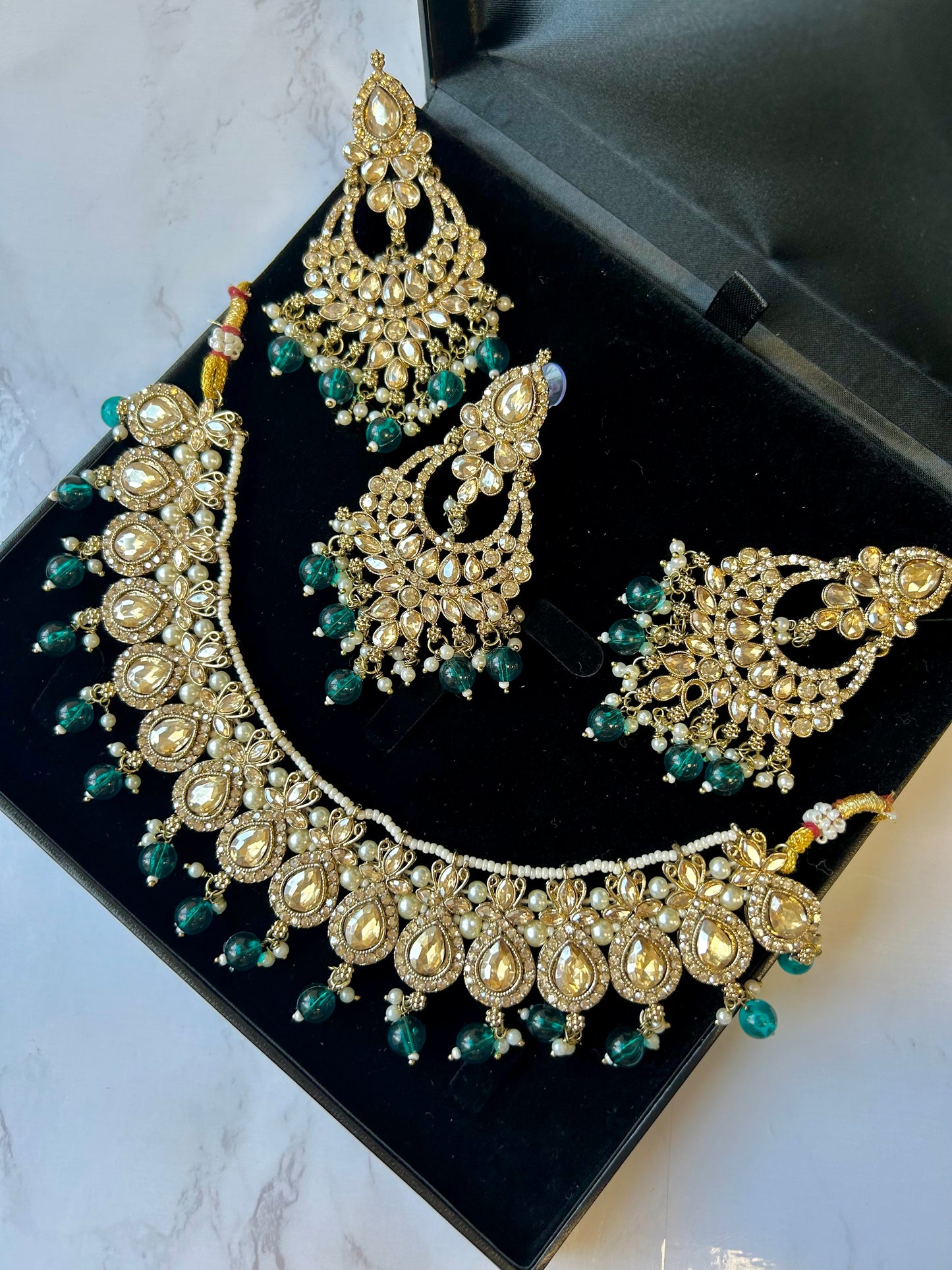 Farah jewellery set~ Dark green