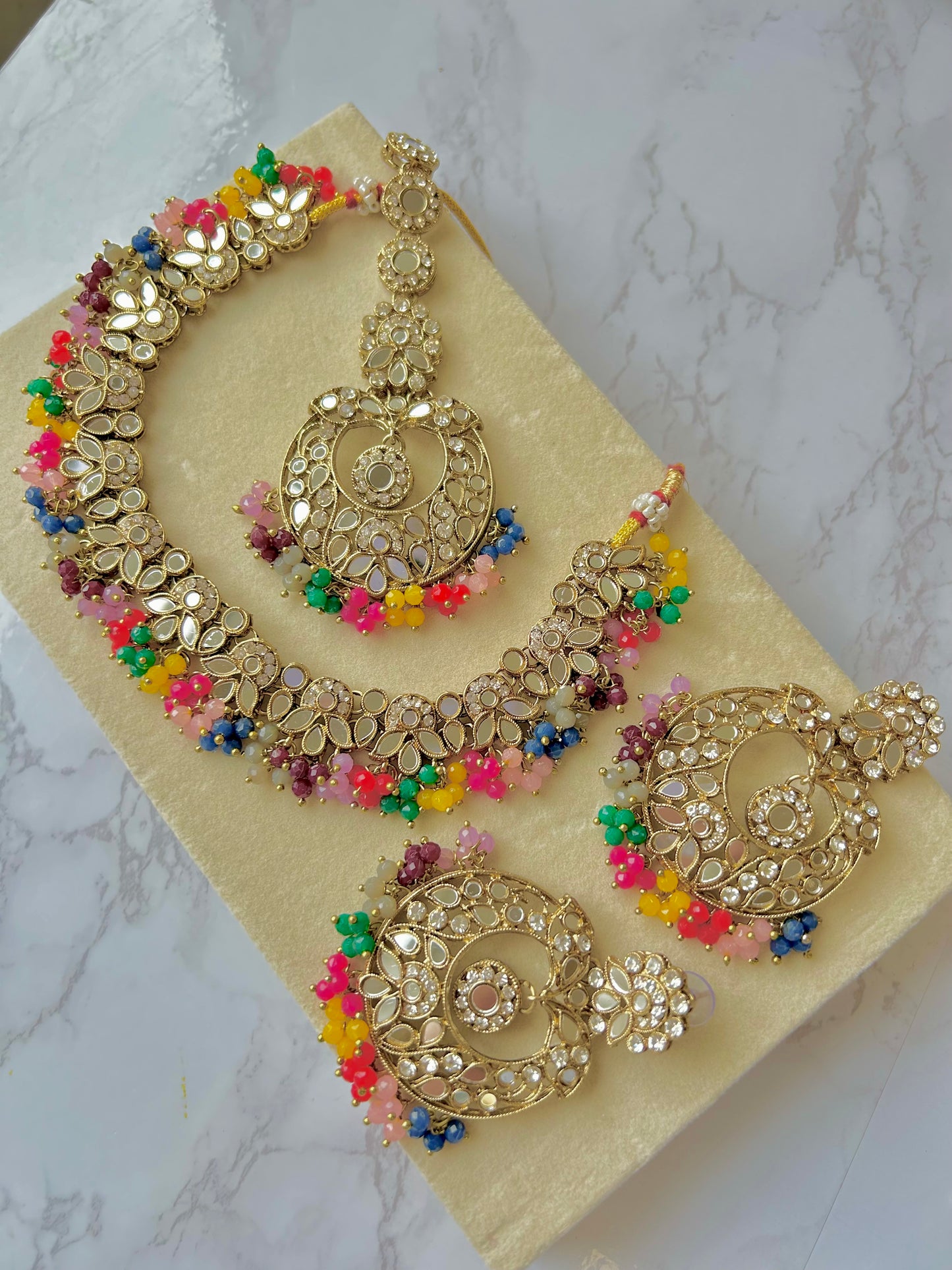 Sofia jewellery set ~ Multi