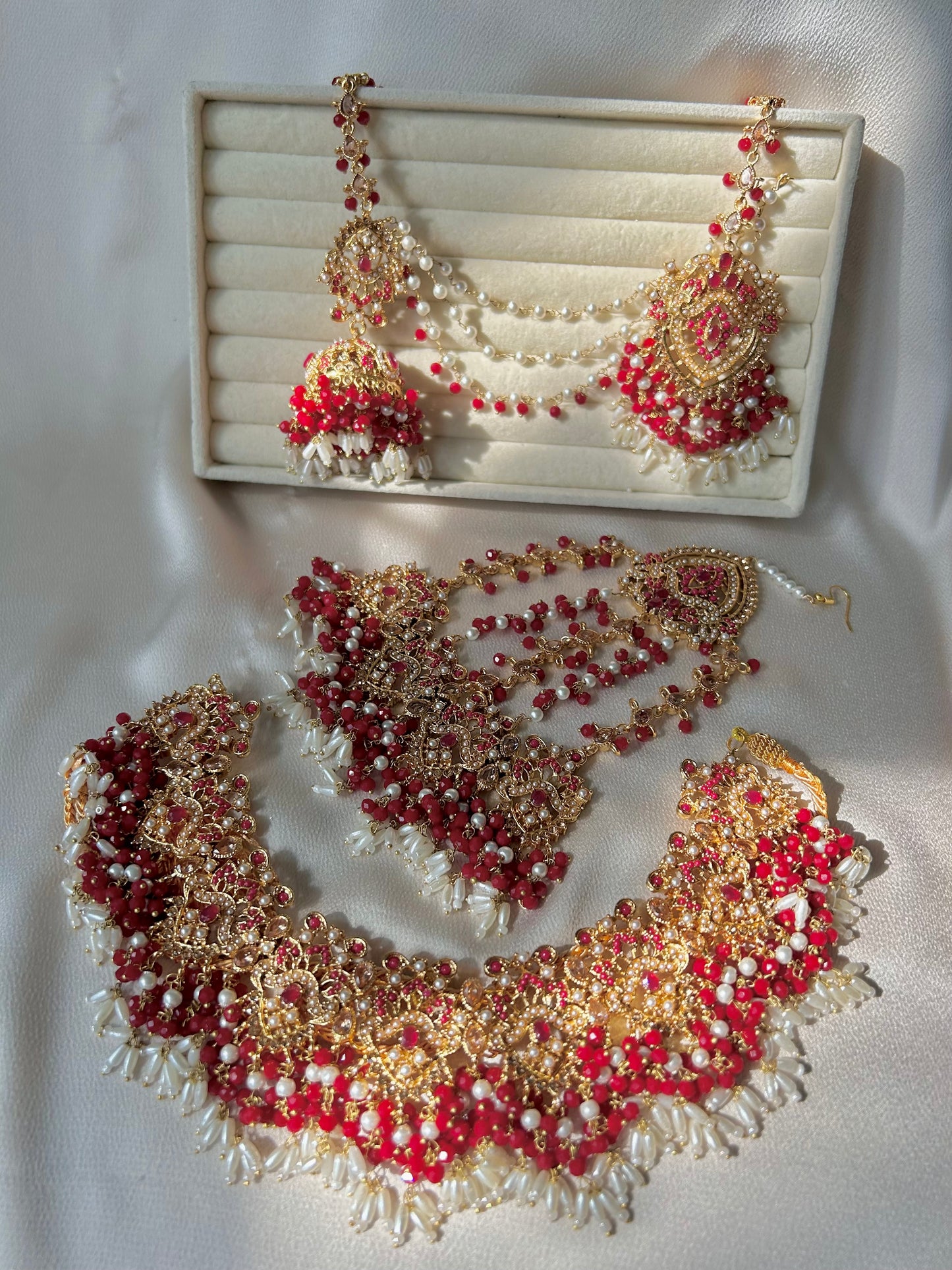 Zahra bridal set ~ Classic Red & Champagne