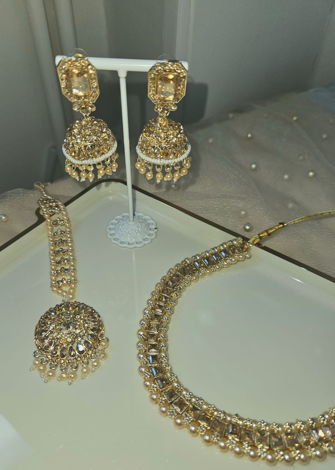 Ambreen set ~ Gold