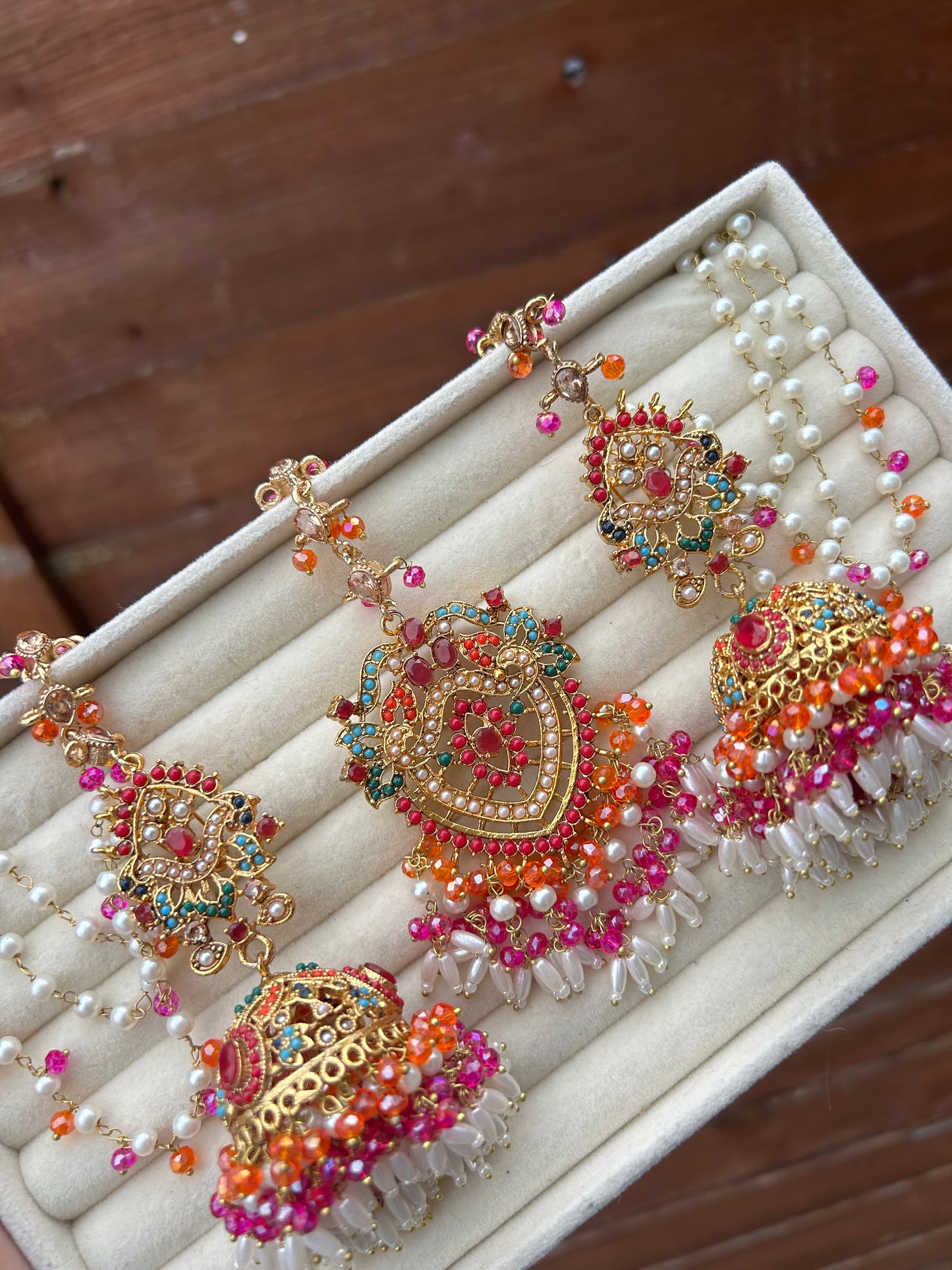 Hadia earring & tikka set ~Fuschia & Orange