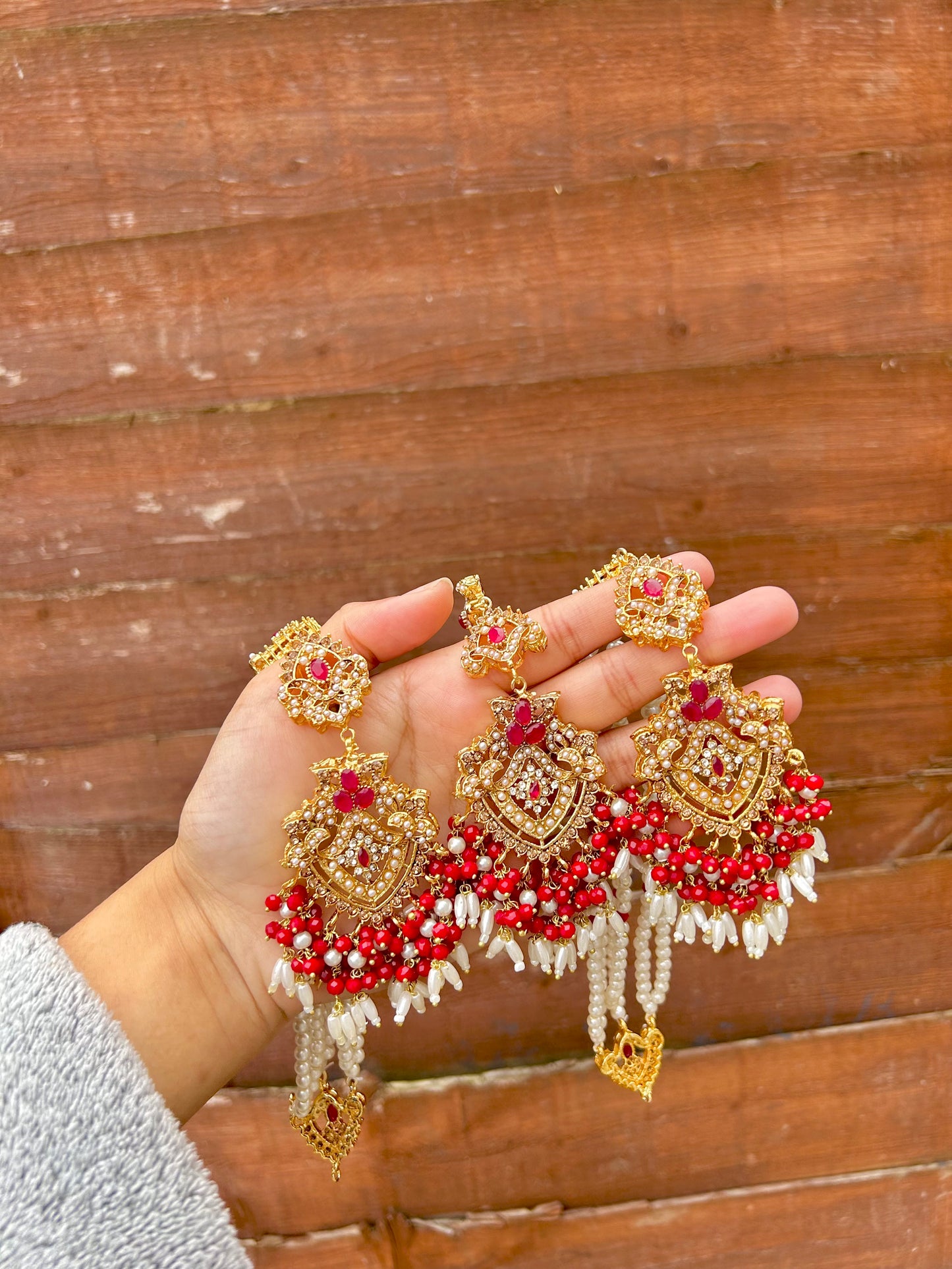 Heeriye earring & tikka set ~Red