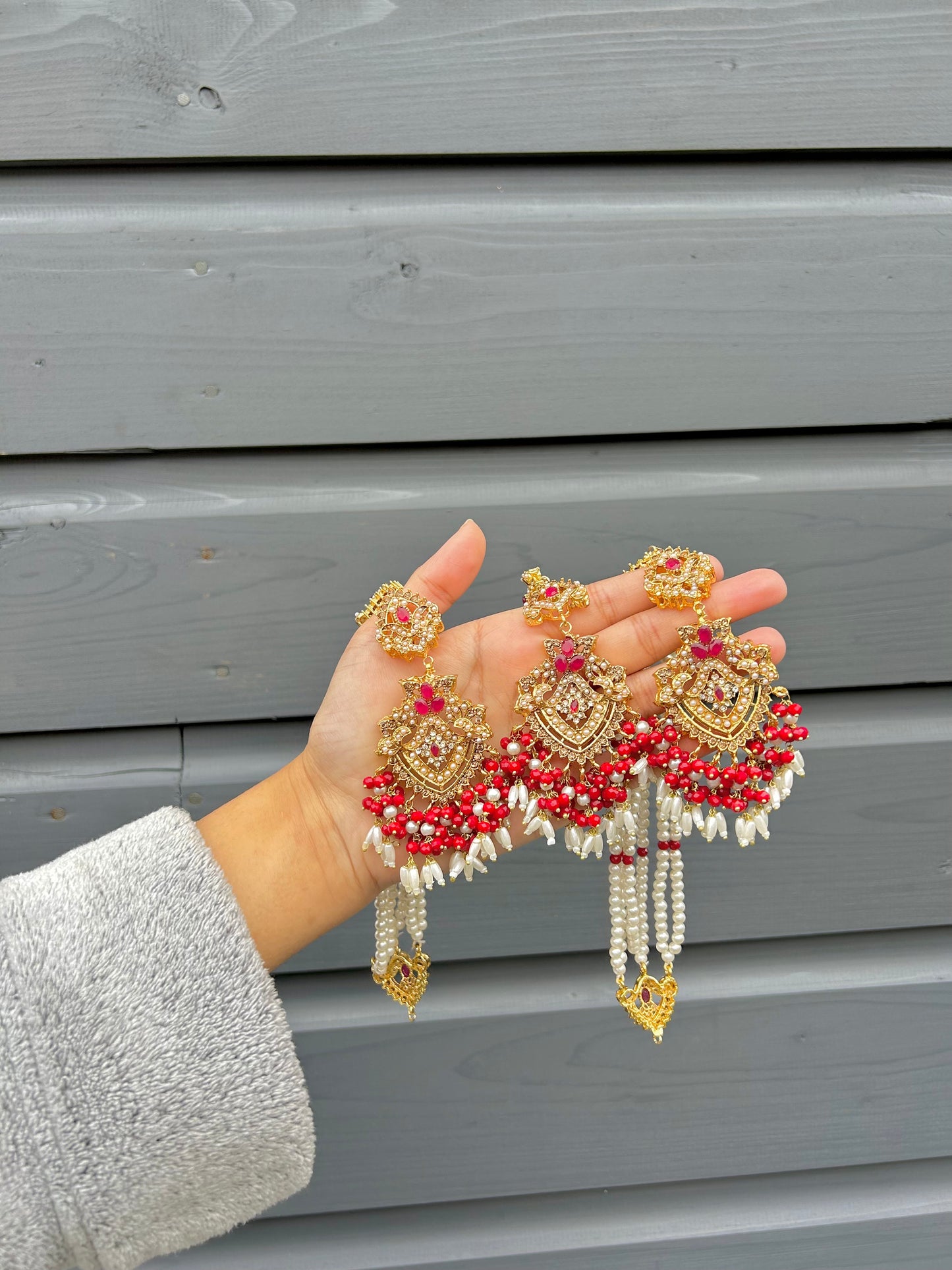 Heeriye earring & tikka set ~Red