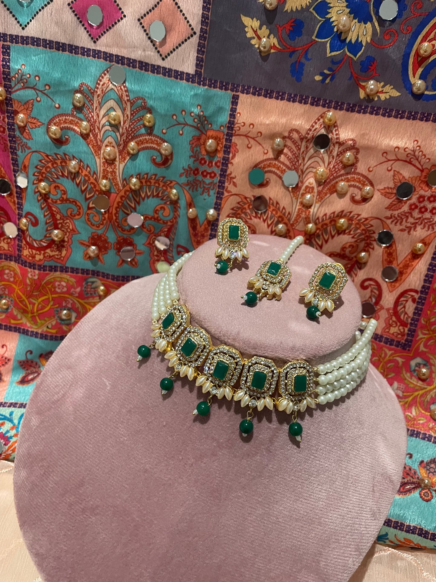 Nusrat jewellery set -Green