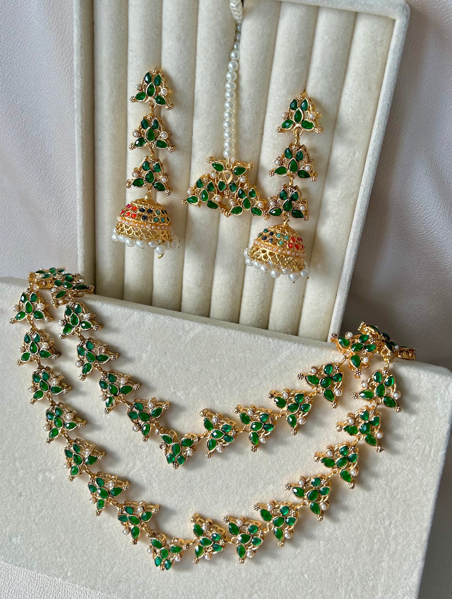 Fatima set ~ Emerald Green