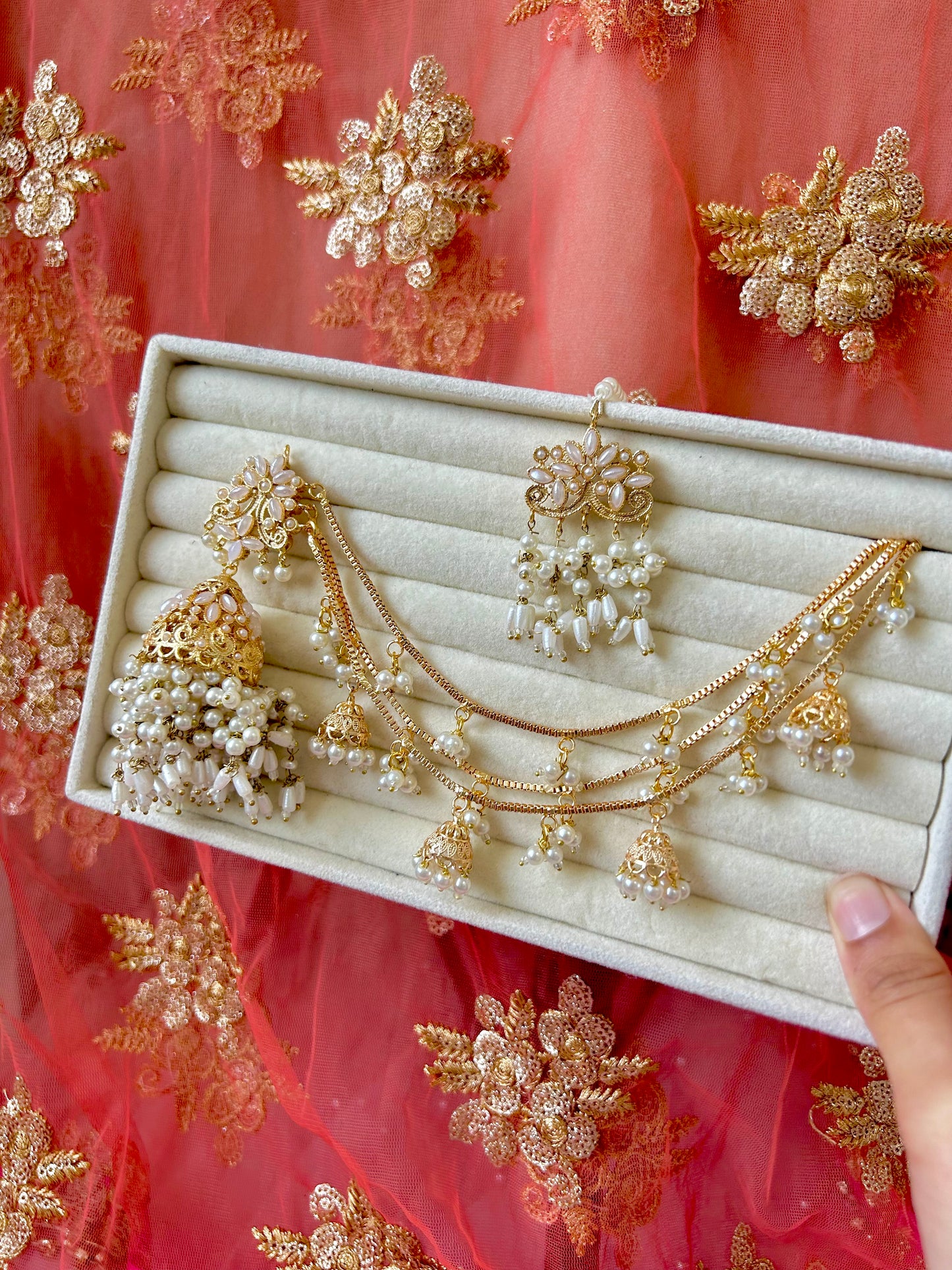 Qudsia earring & tikka set ~Pearl&champagne