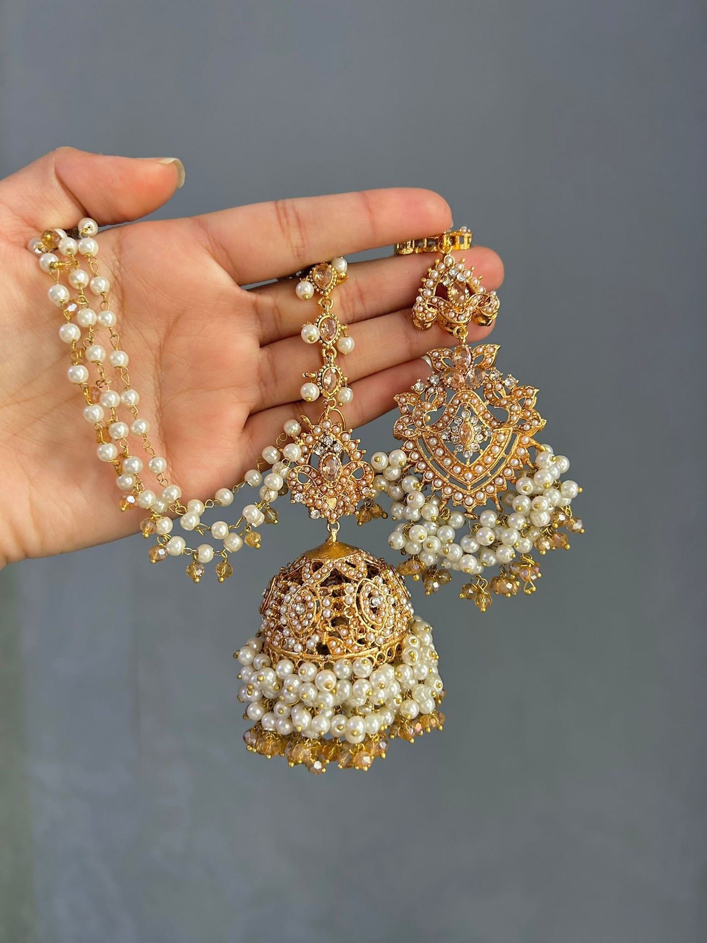 Natalia earring & tikka set ~ pearl&champagne