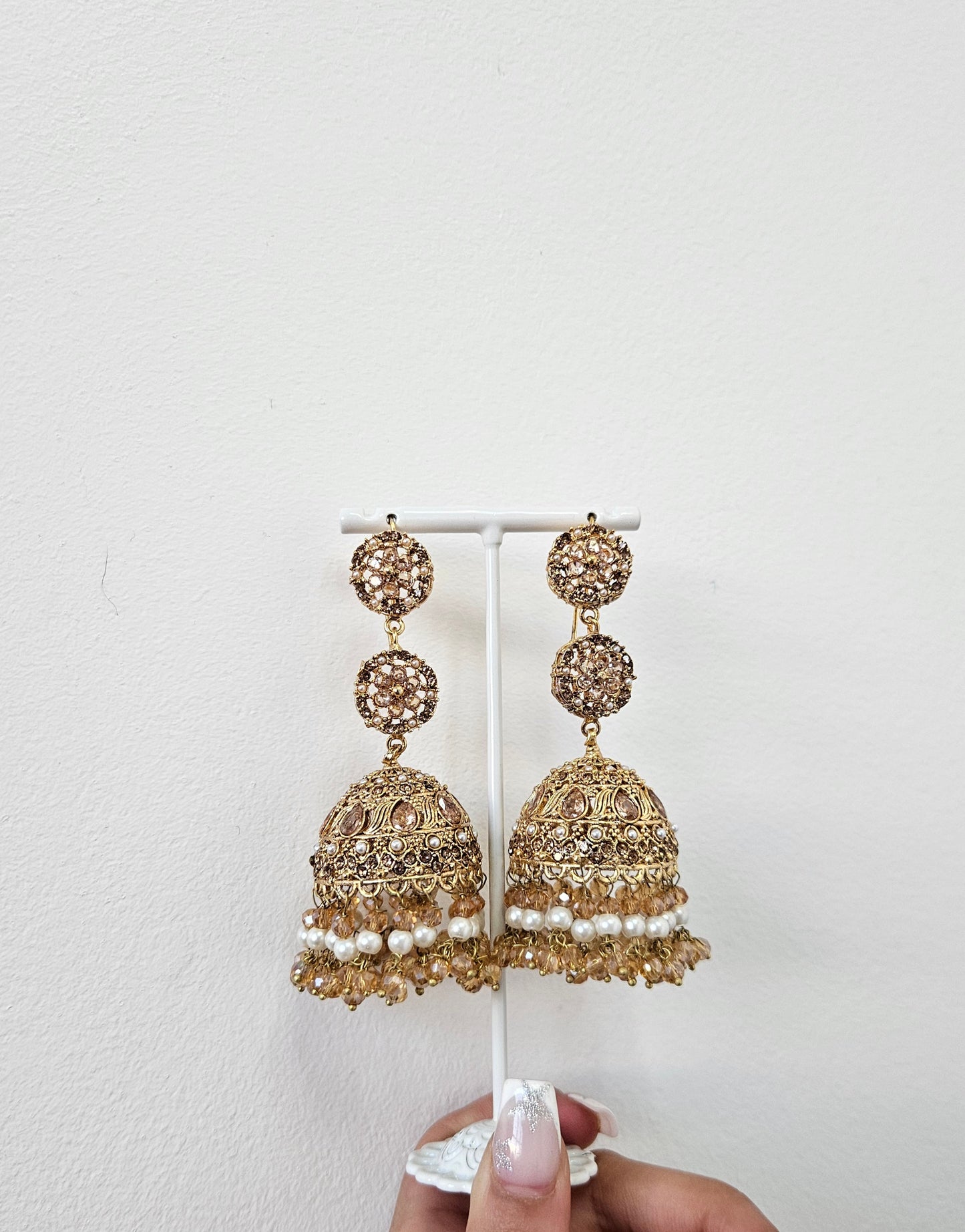 Nafeesa earrings ~ Champagne