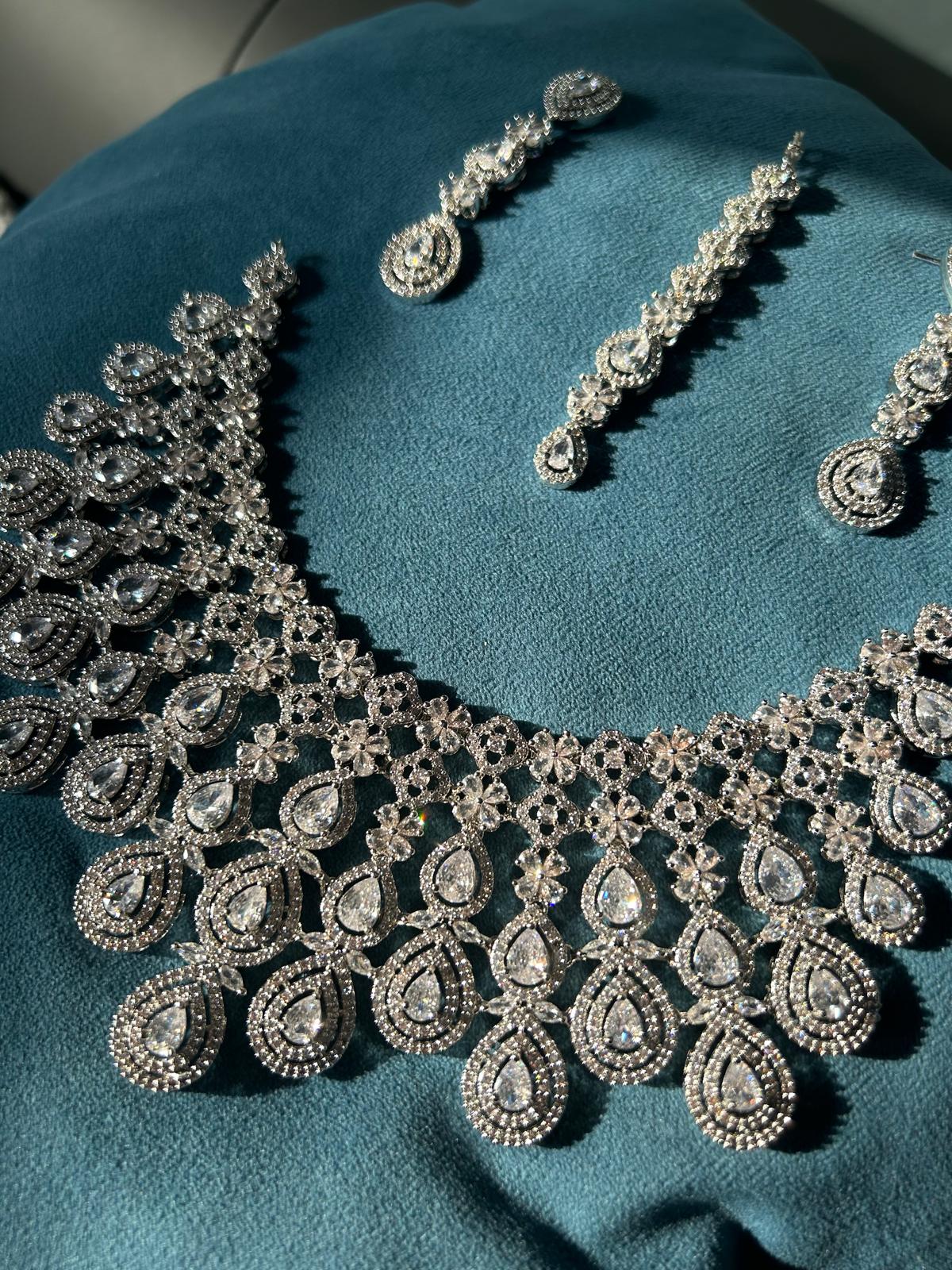 Aishani bridal set ~ diamond