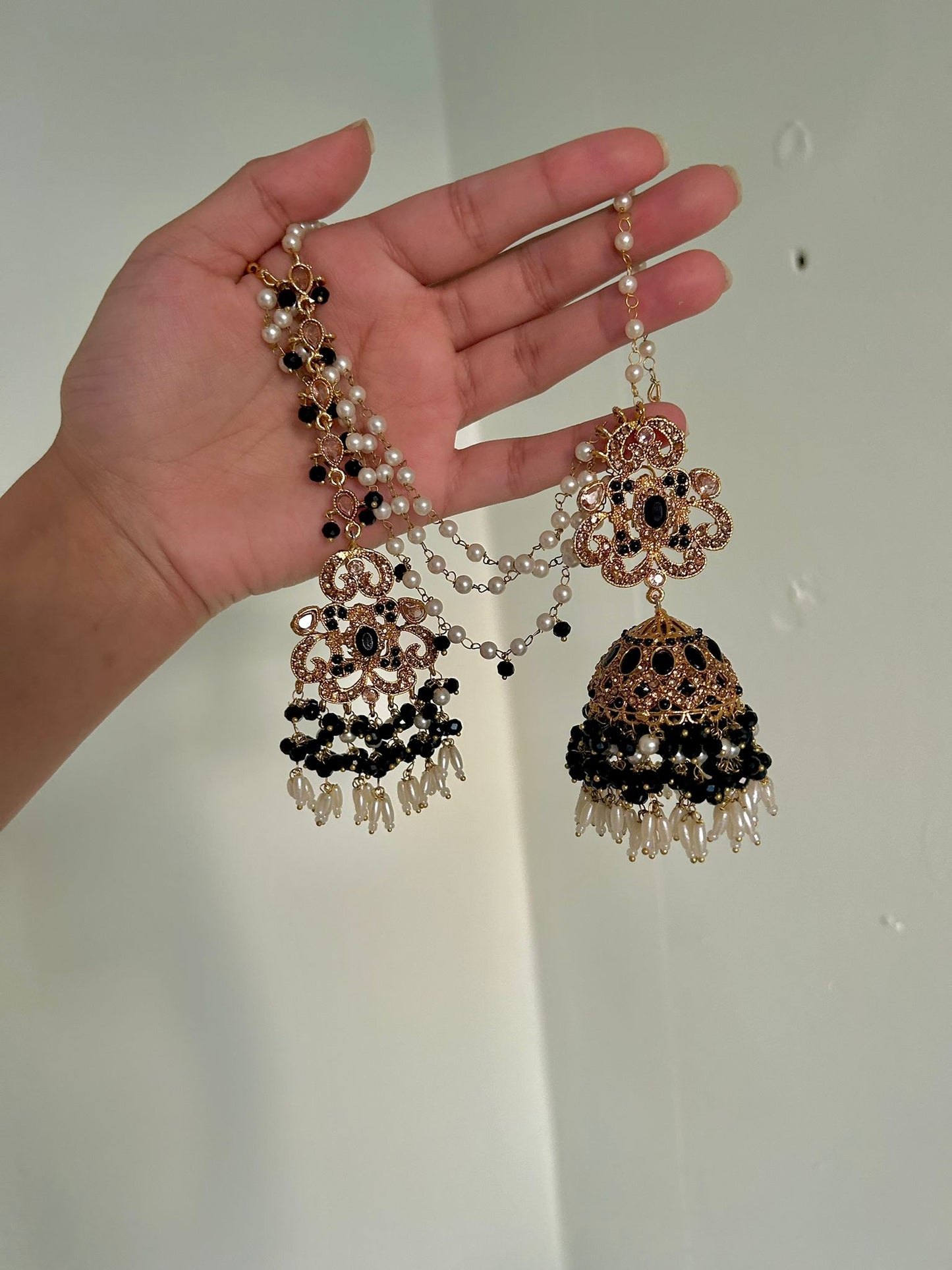 Amna earring & tikka set ~ Black