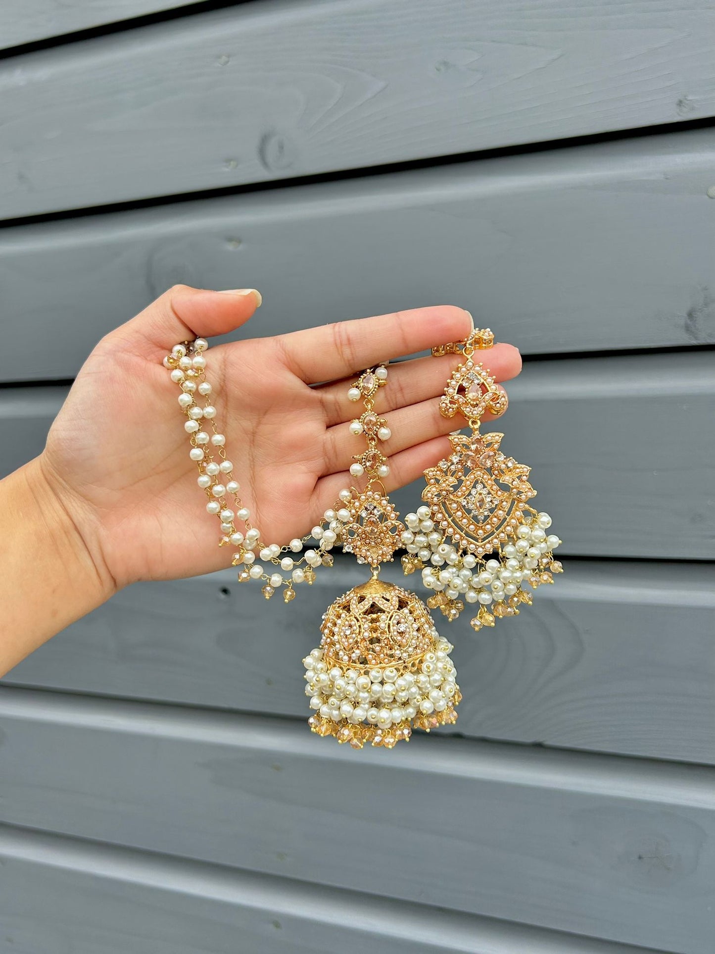 Natalia earring & tikka set ~ pearl&champagne