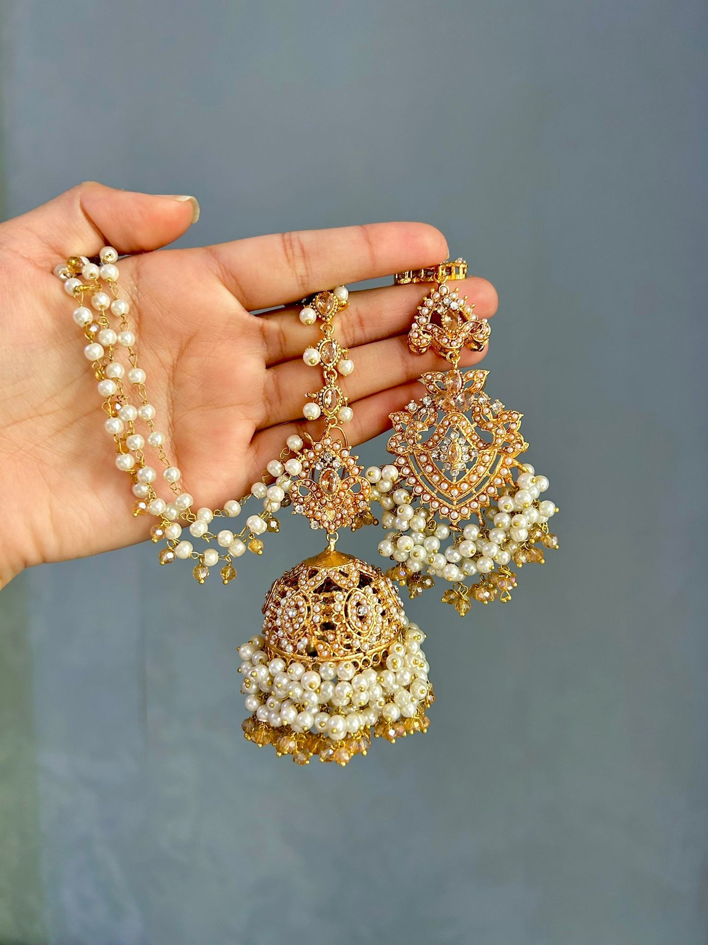 Natalia earring & tikka set ~ pearl&champagne