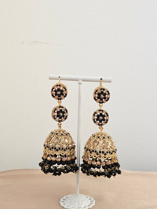 Nafeesa earrings ~ Black