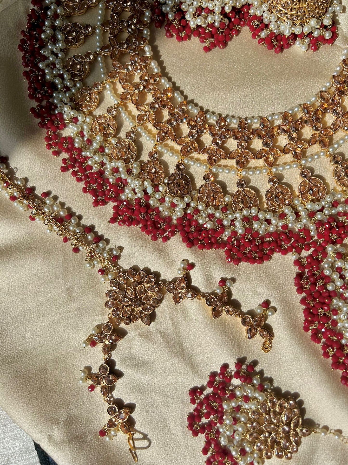 Isra bridal set ~ Classic Red & Champagne