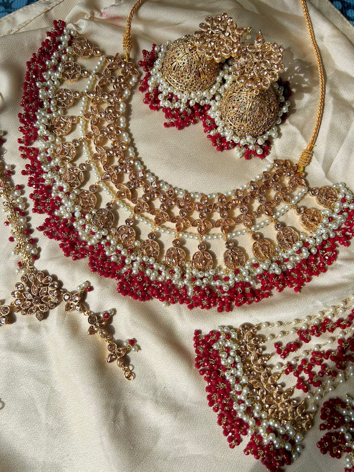 Isra bridal set ~ Classic Red & Champagne