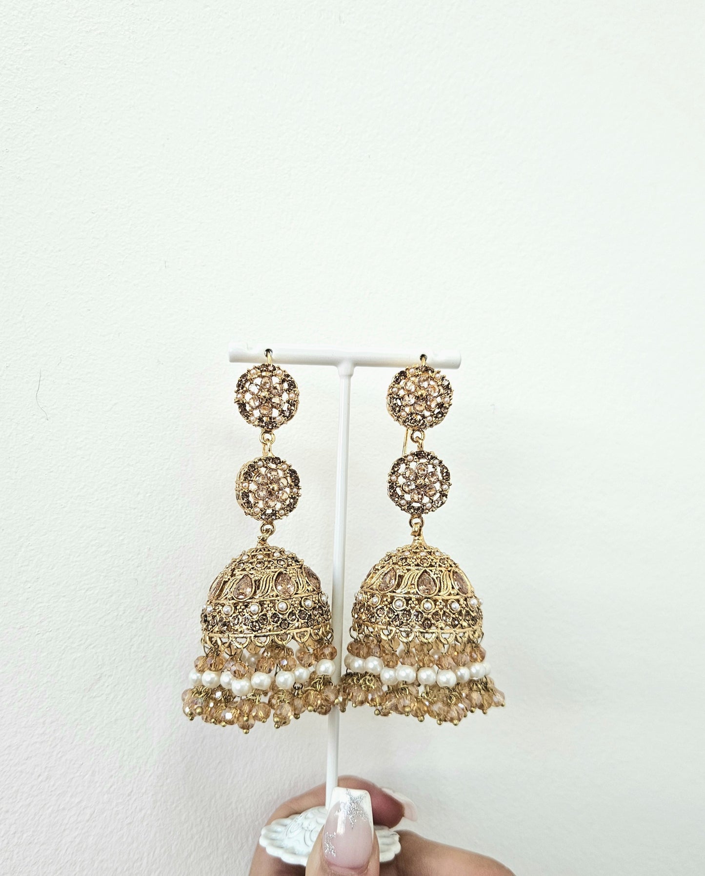 Nafeesa earrings ~ Champagne