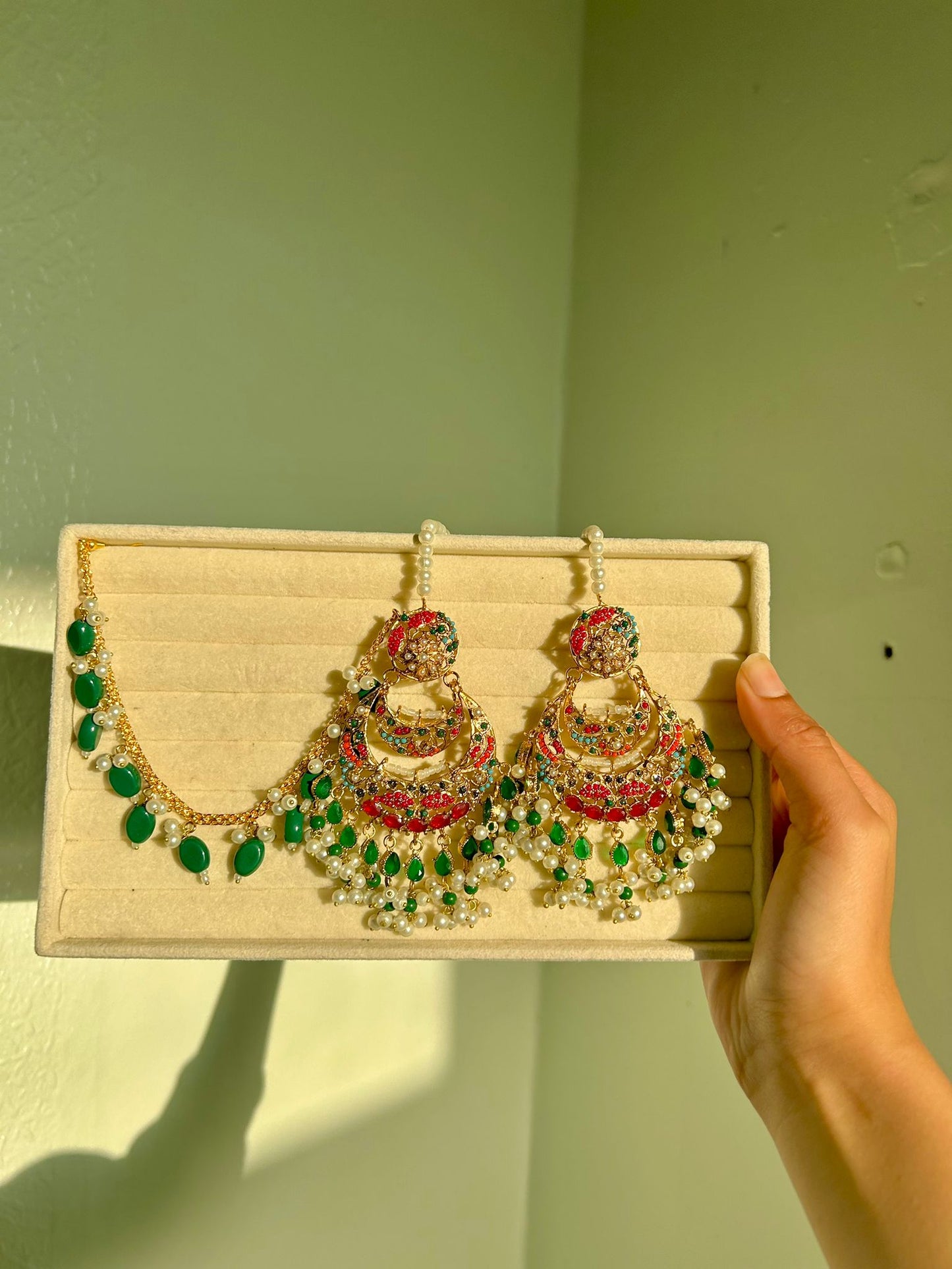 Zayna earring & tikka set ~ green