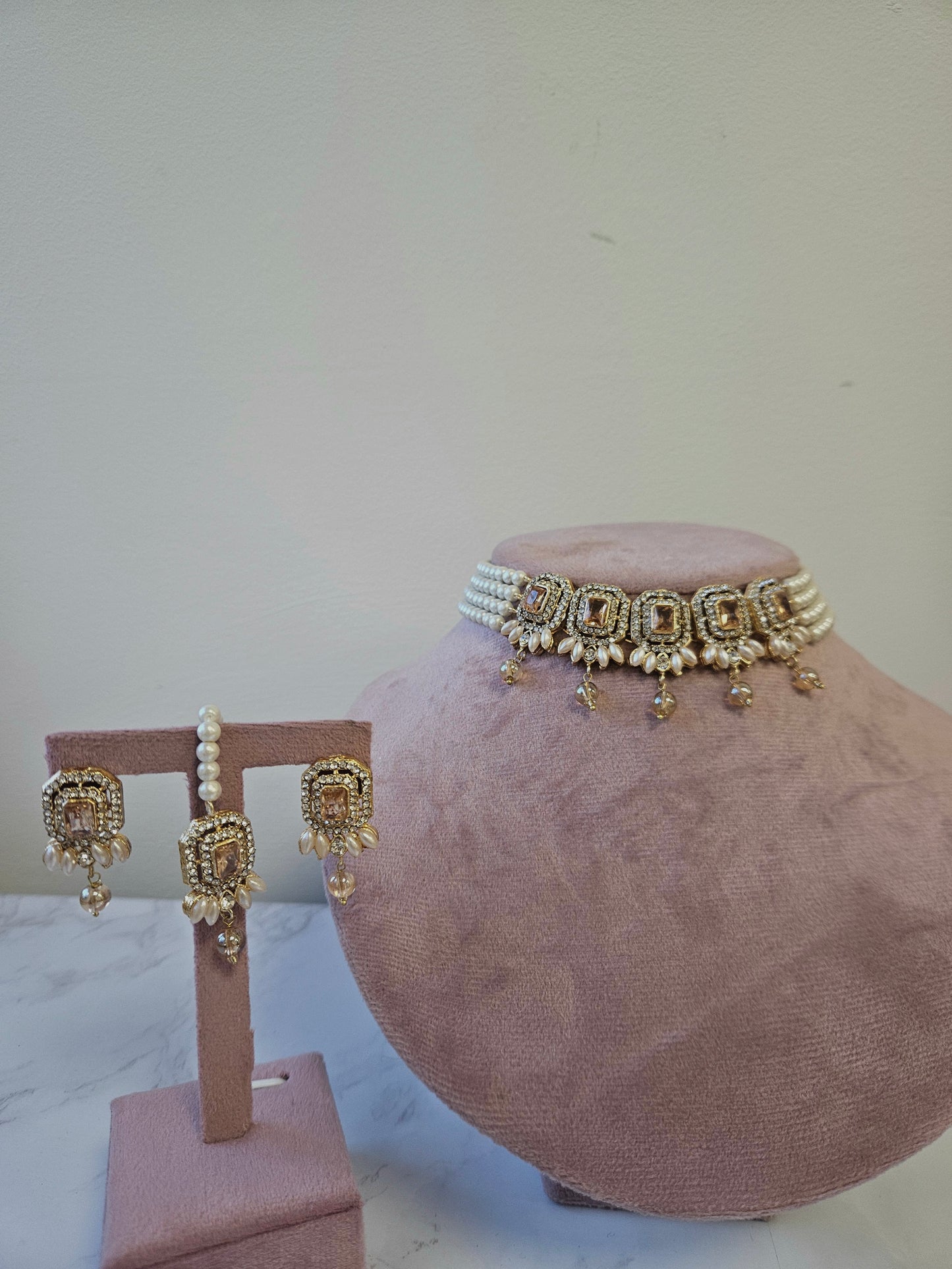 Nusrat jewellery set -Peachy champagne